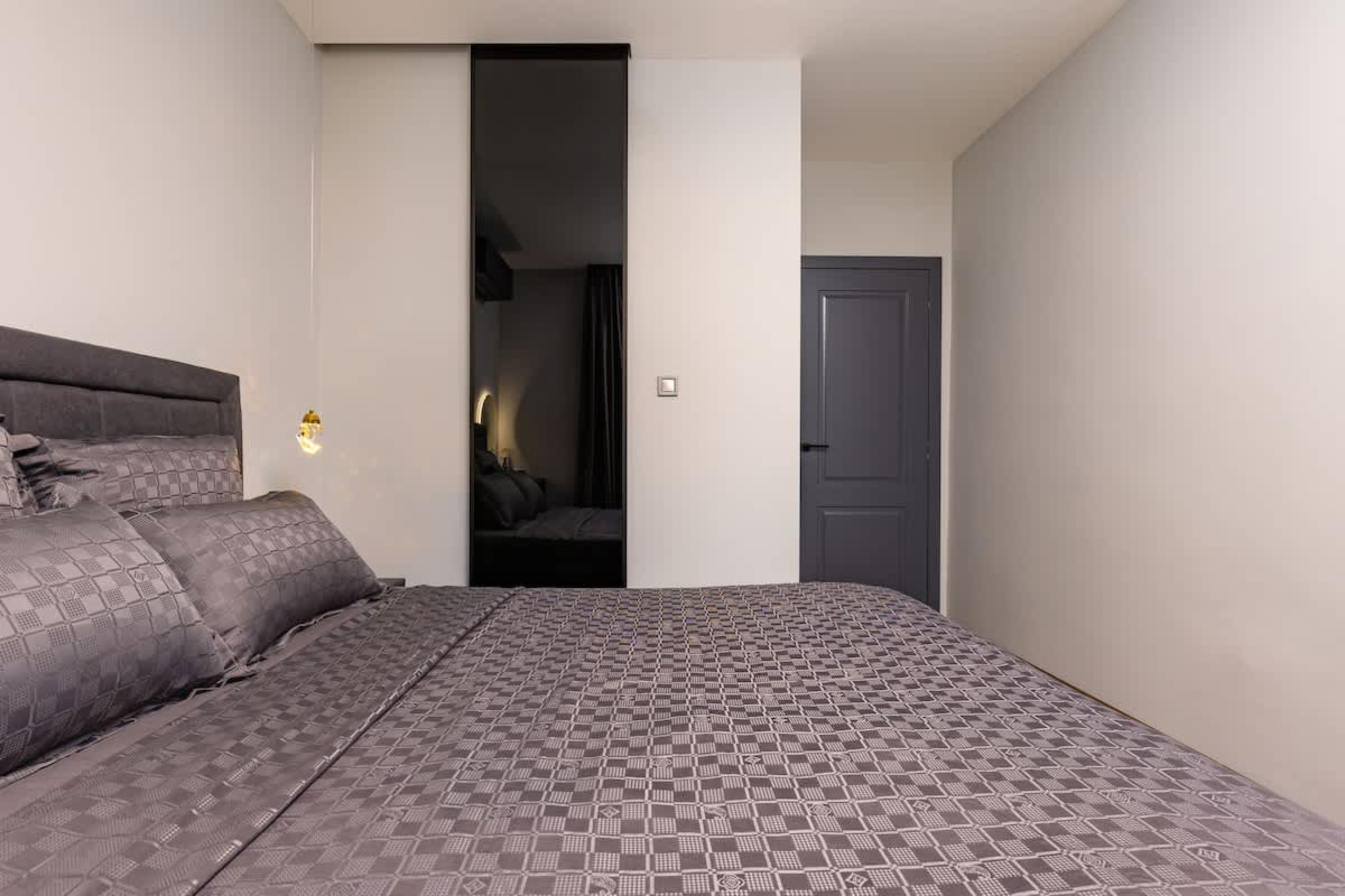 Scoutaround White Logo