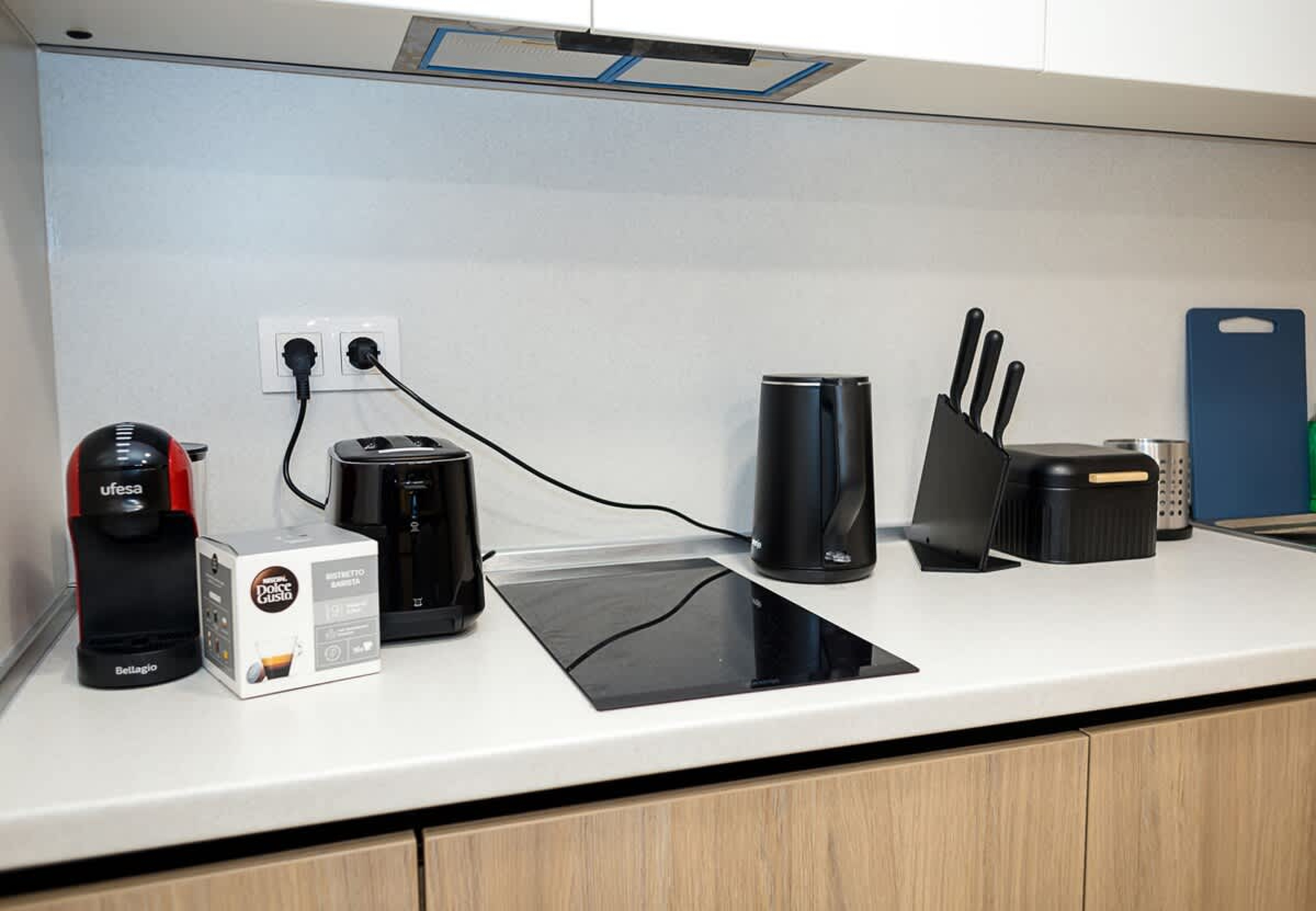 Scoutaround White Logo