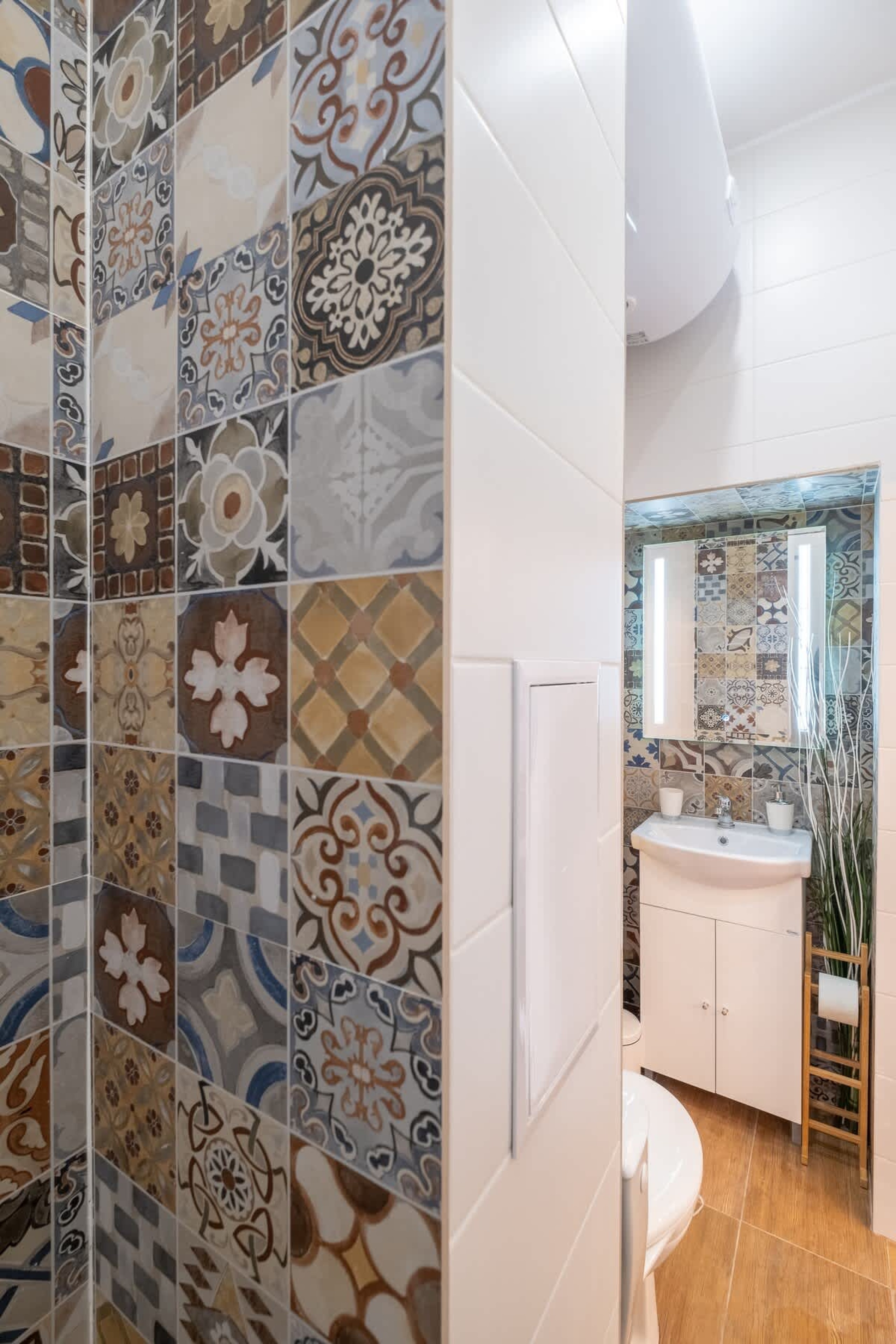 Scoutaround White Logo