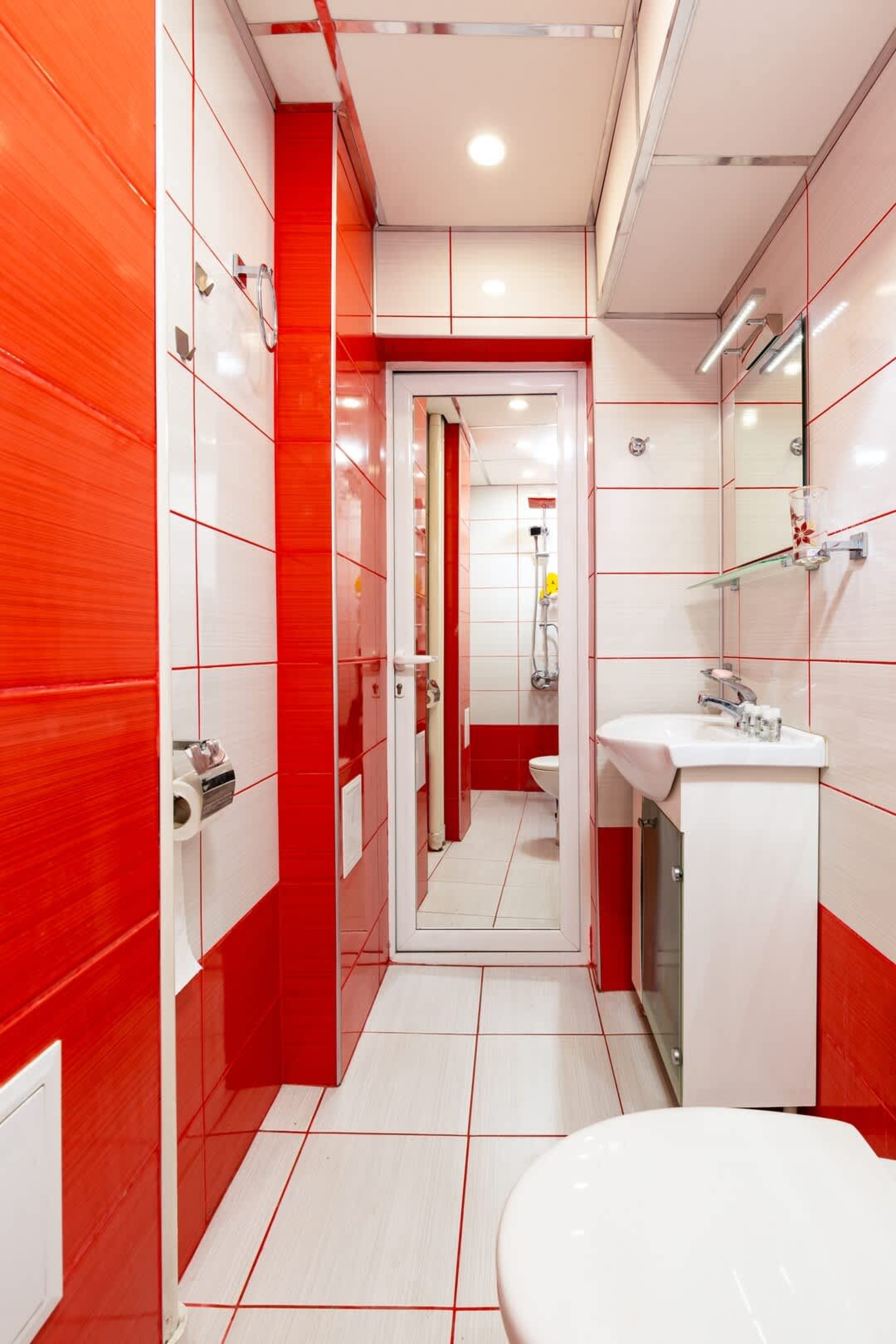 Scoutaround White Logo