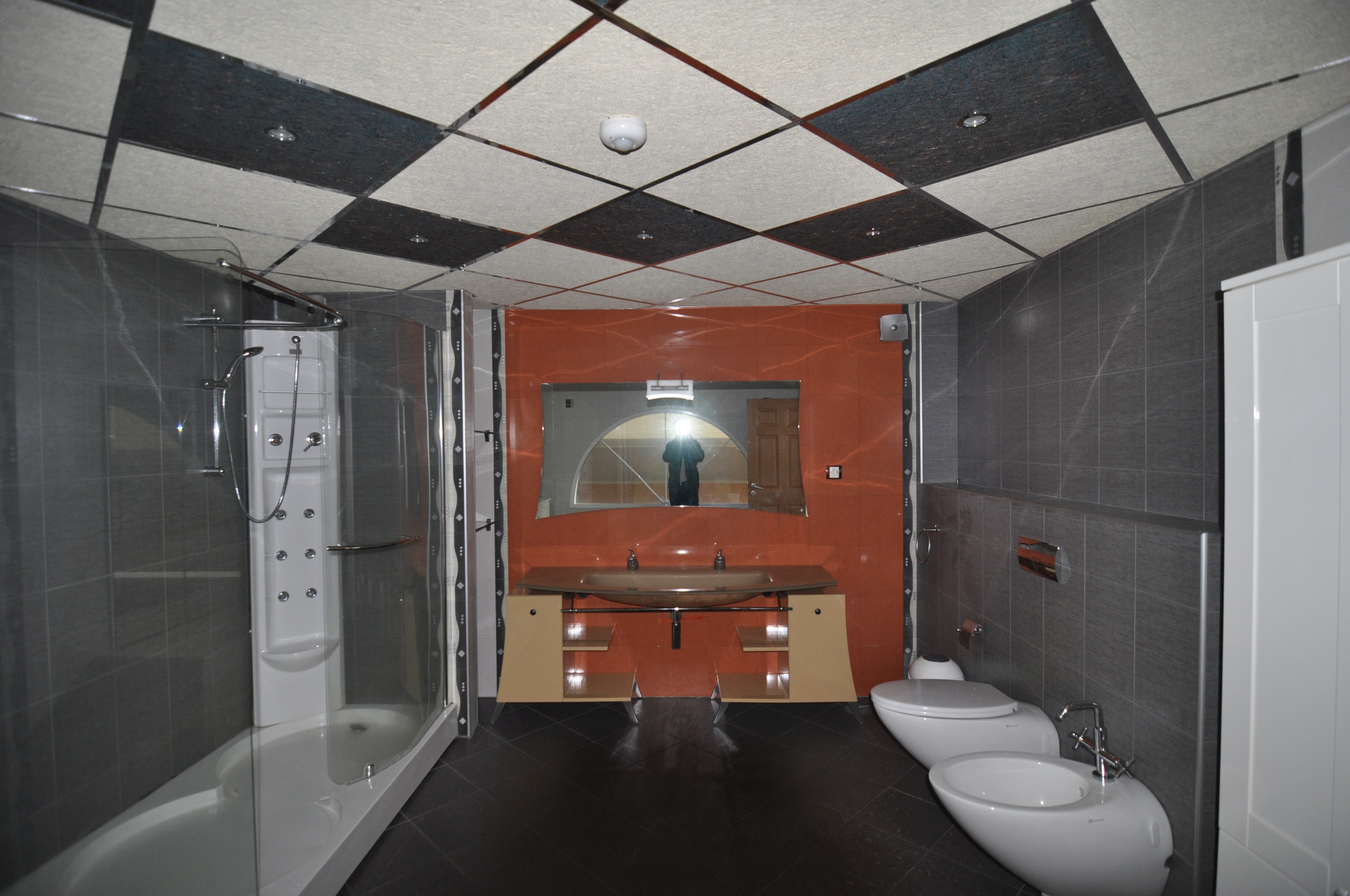 Scoutaround White Logo