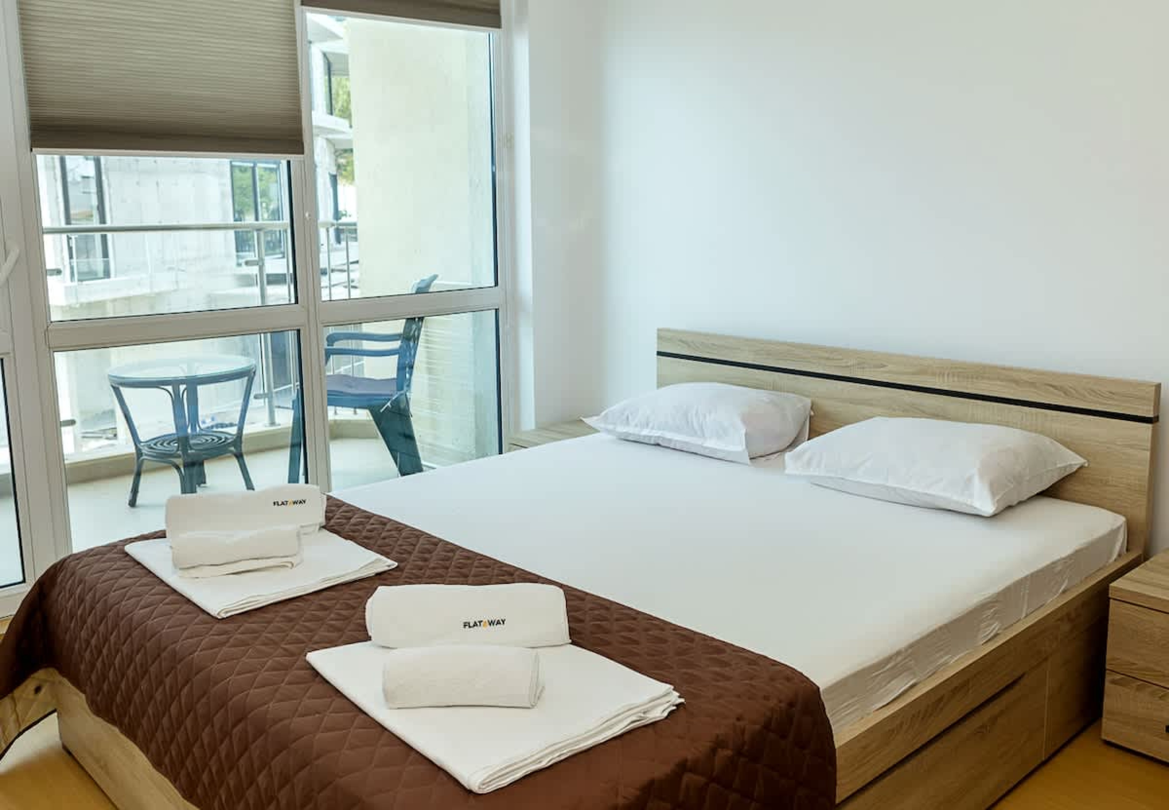 Scoutaround White Logo