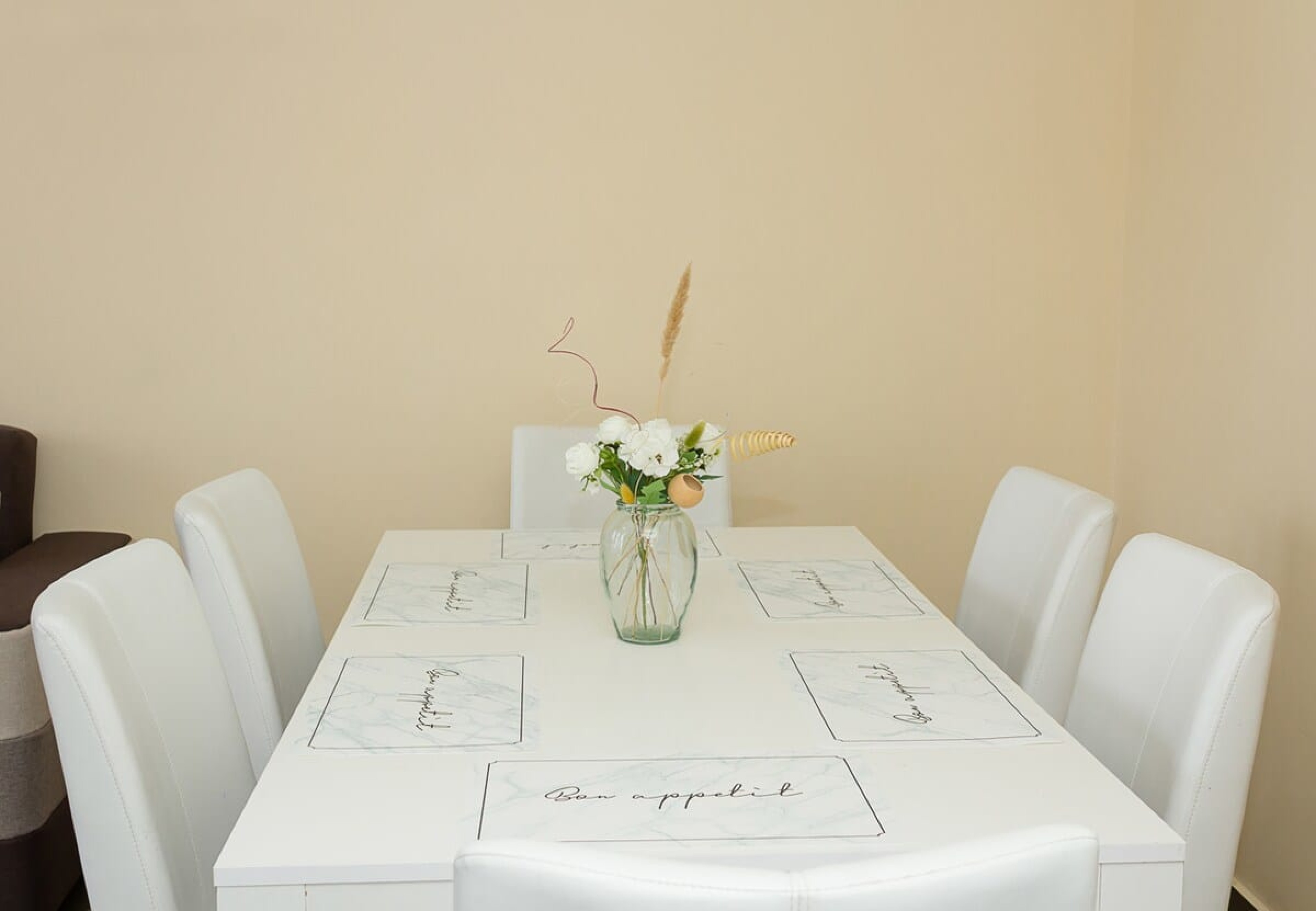 Scoutaround White Logo