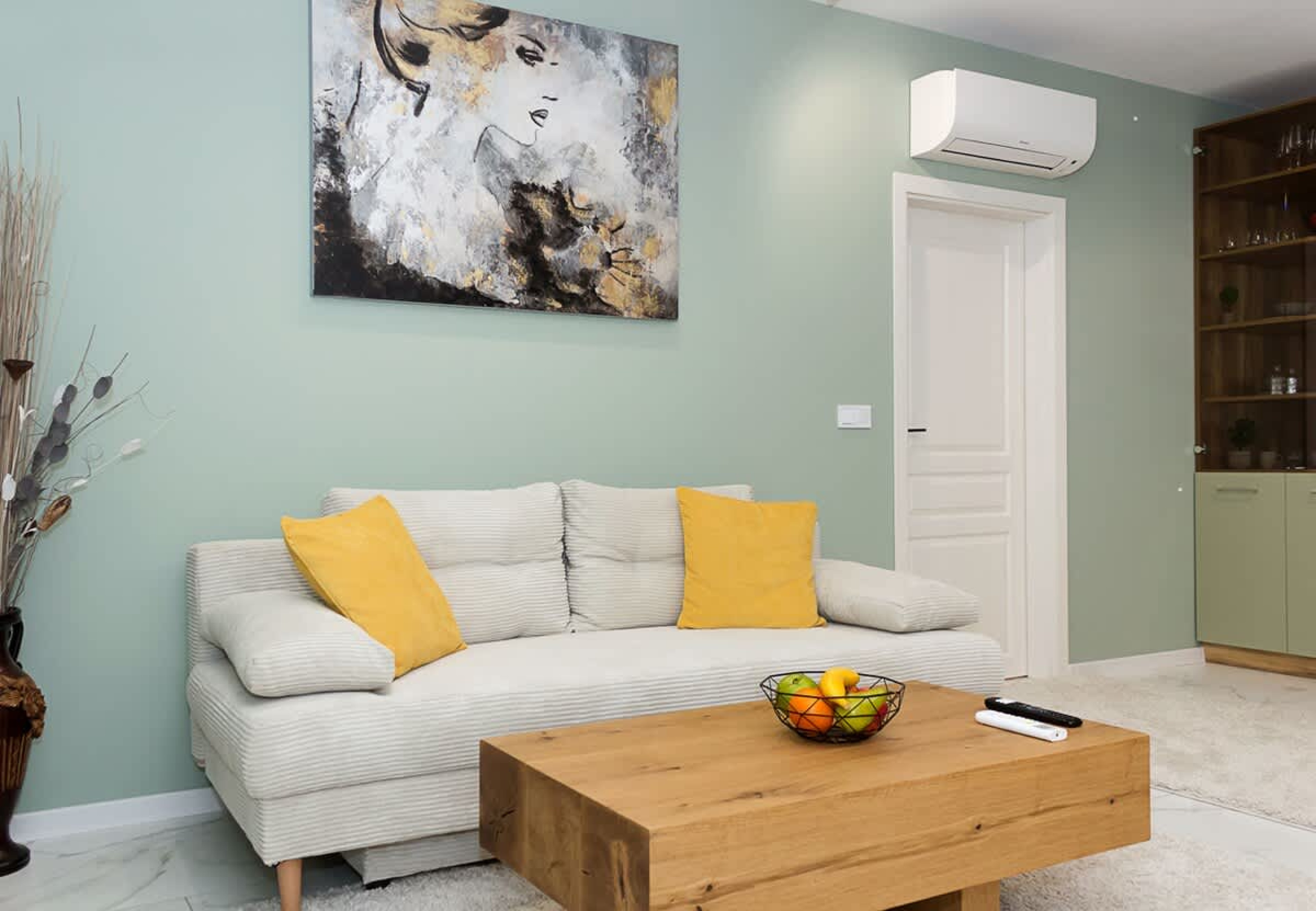 Scoutaround White Logo