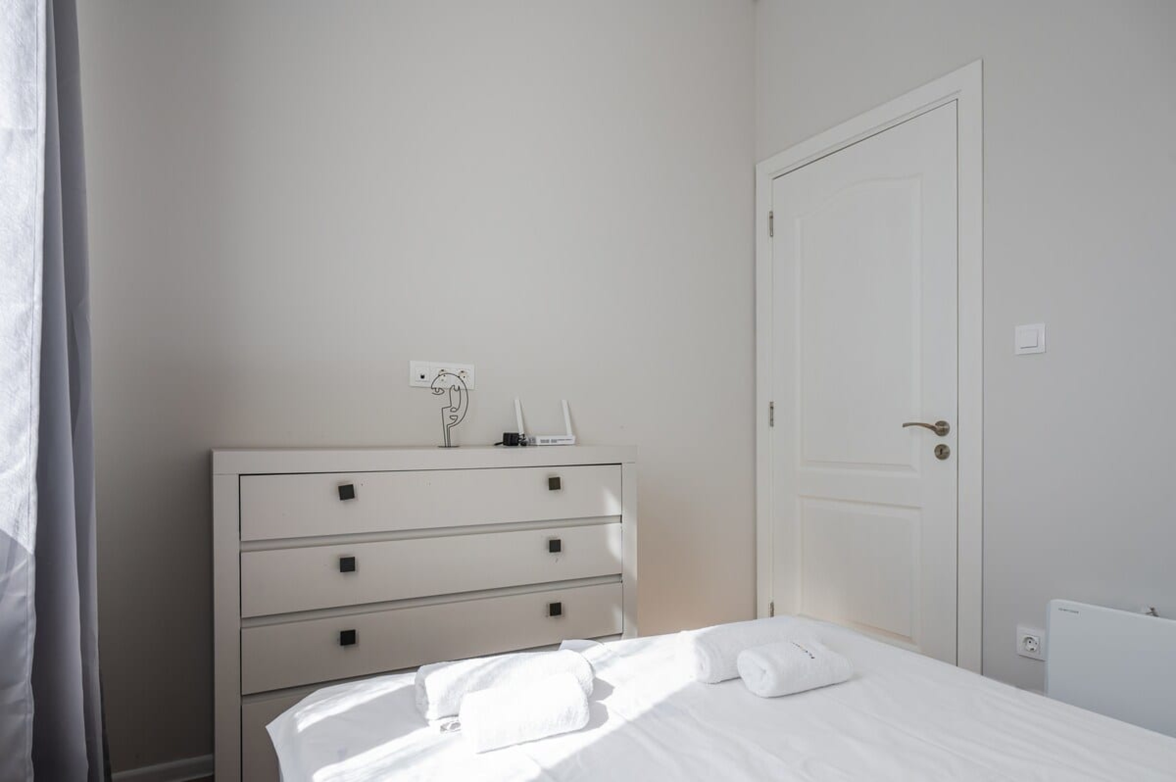 Scoutaround White Logo