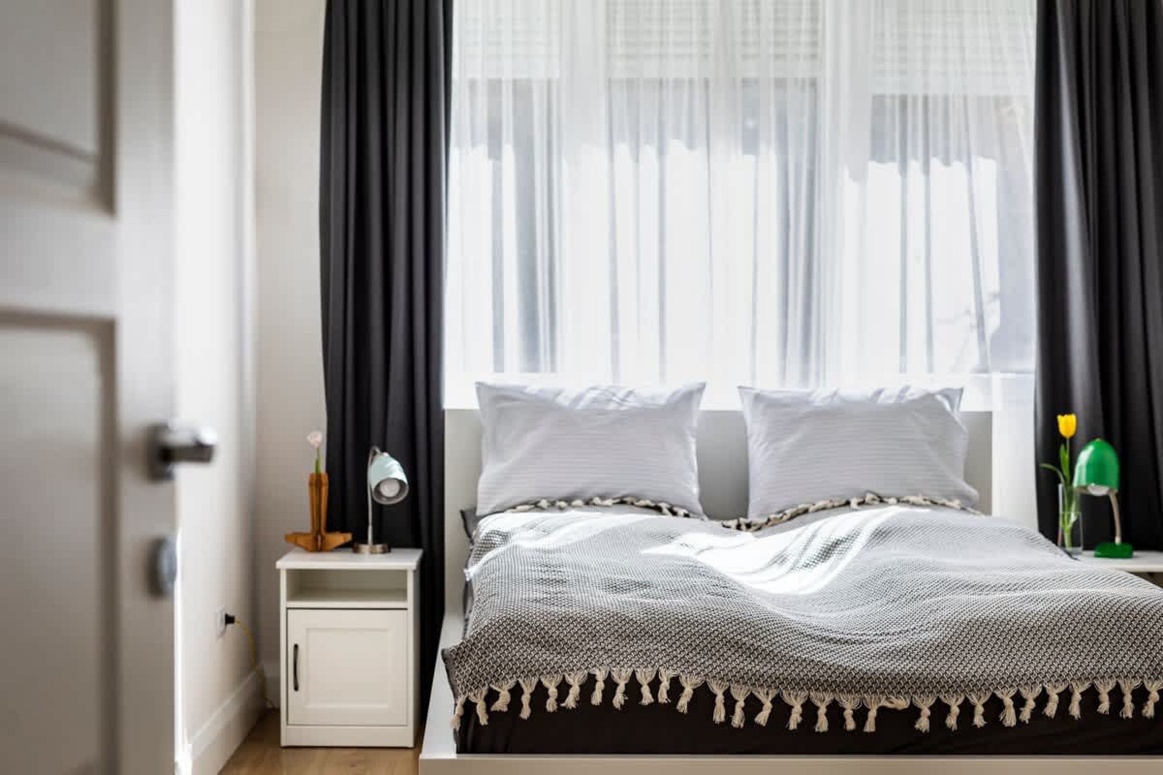 Scoutaround White Logo