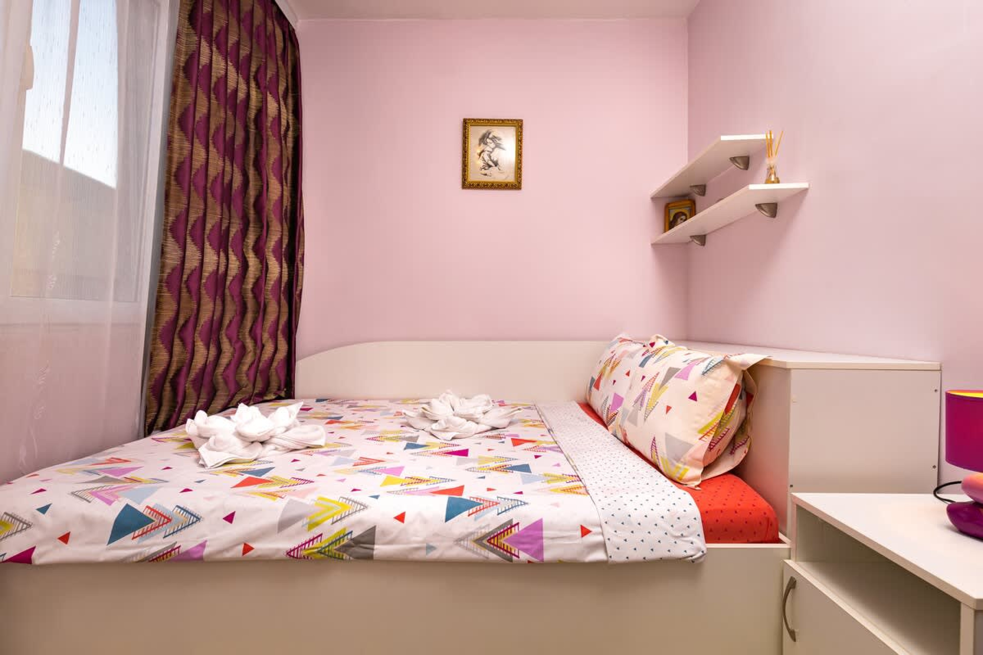 Scoutaround White Logo