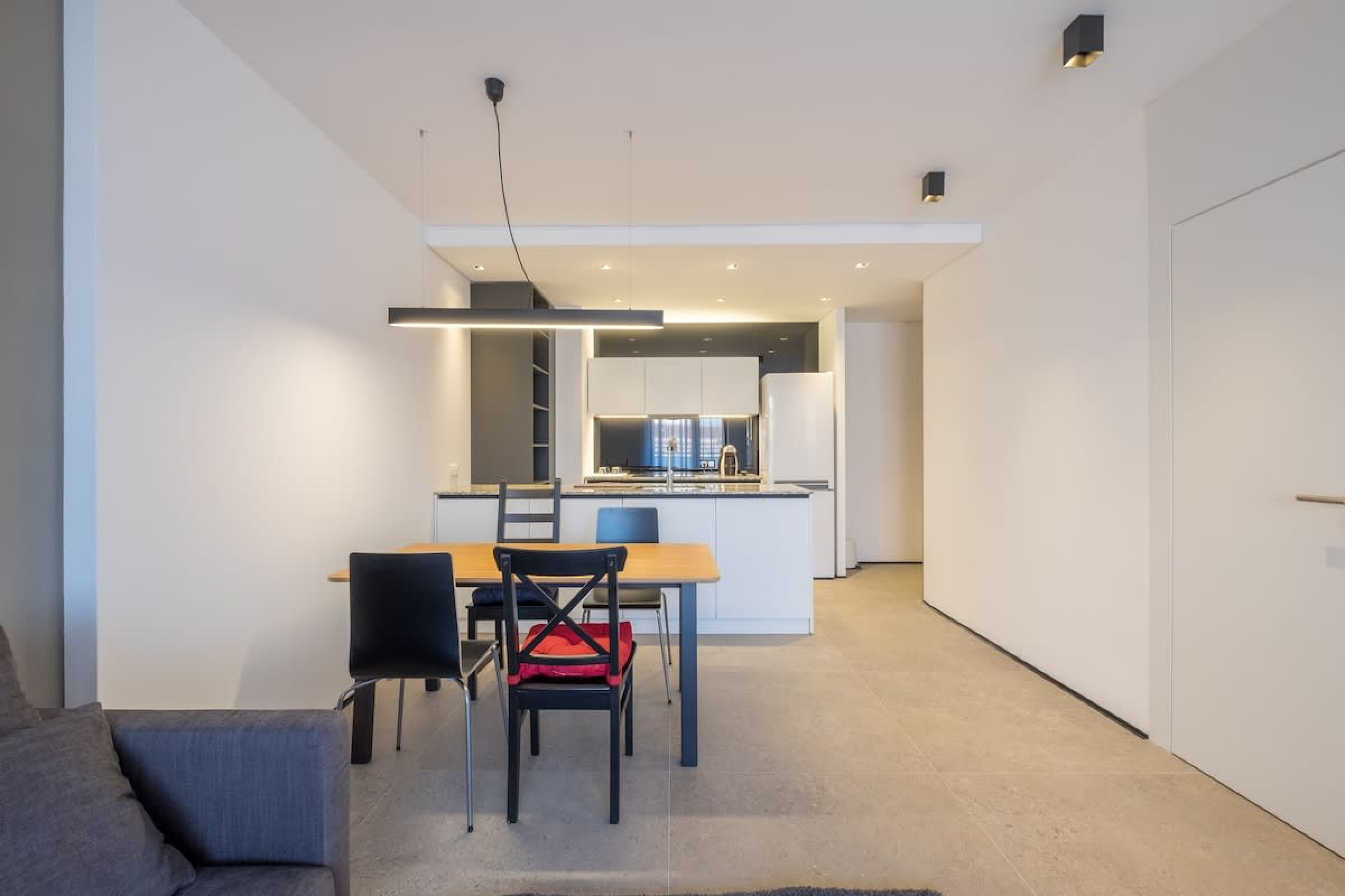 Scoutaround White Logo