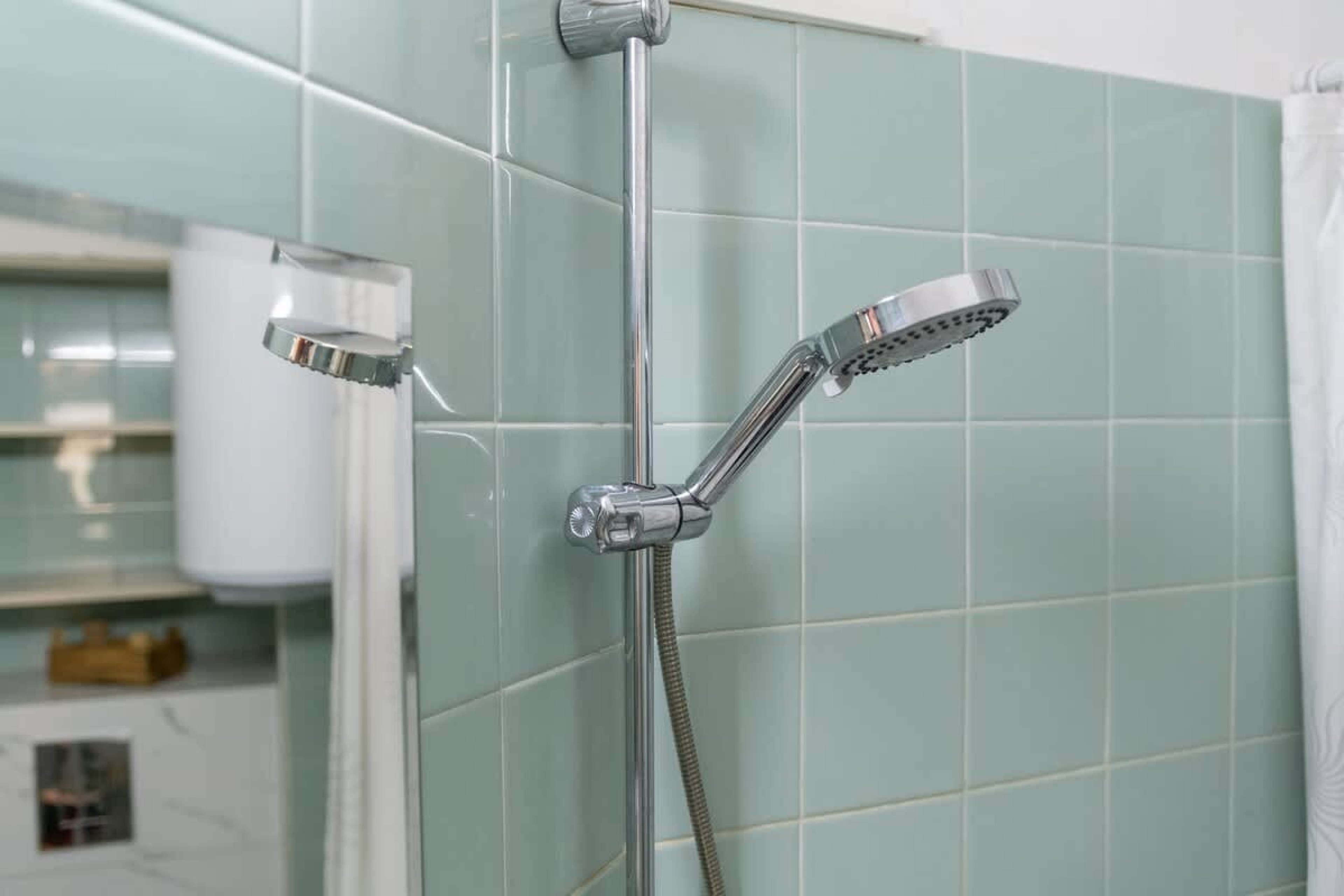 Scoutaround White Logo