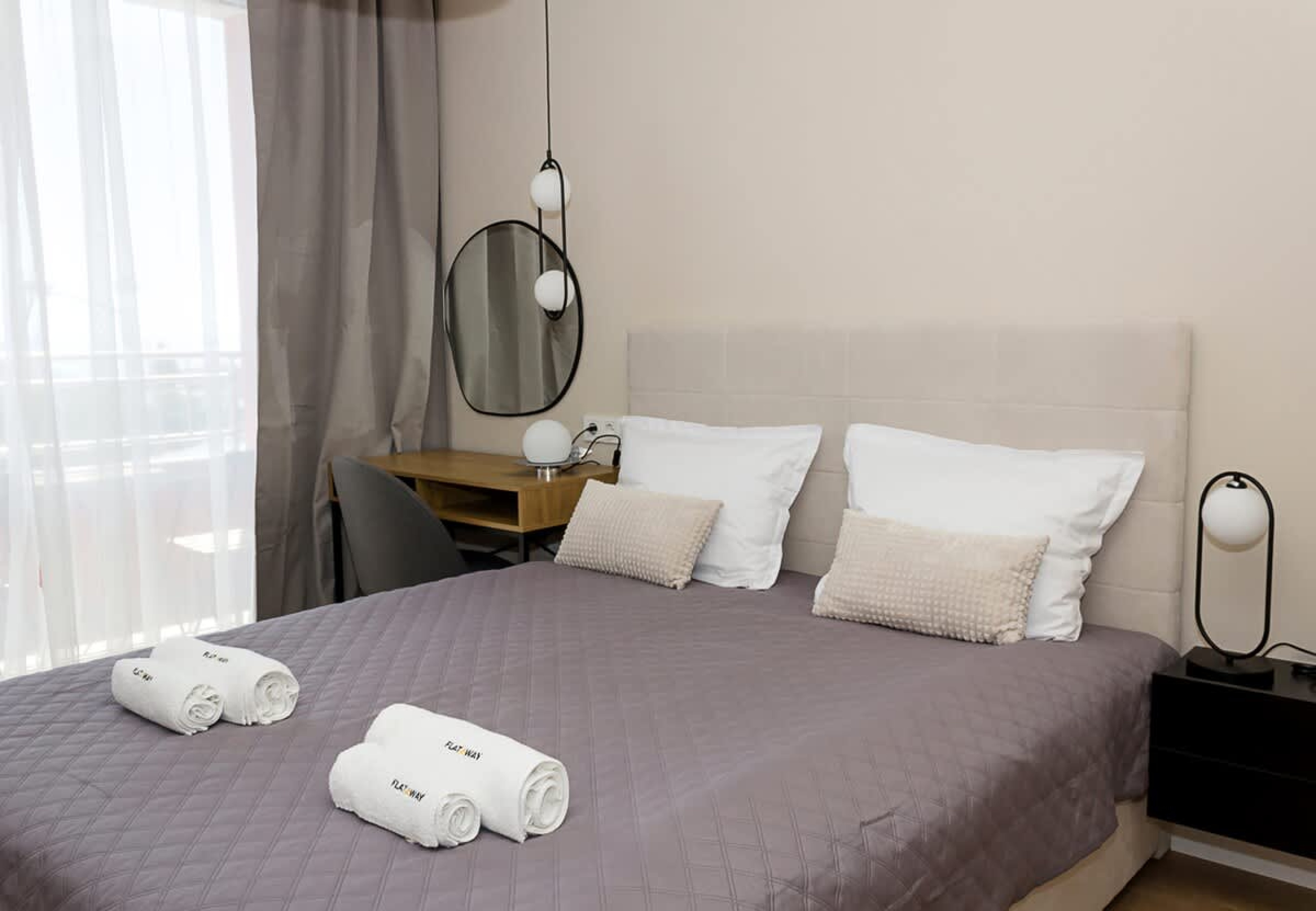 Scoutaround White Logo