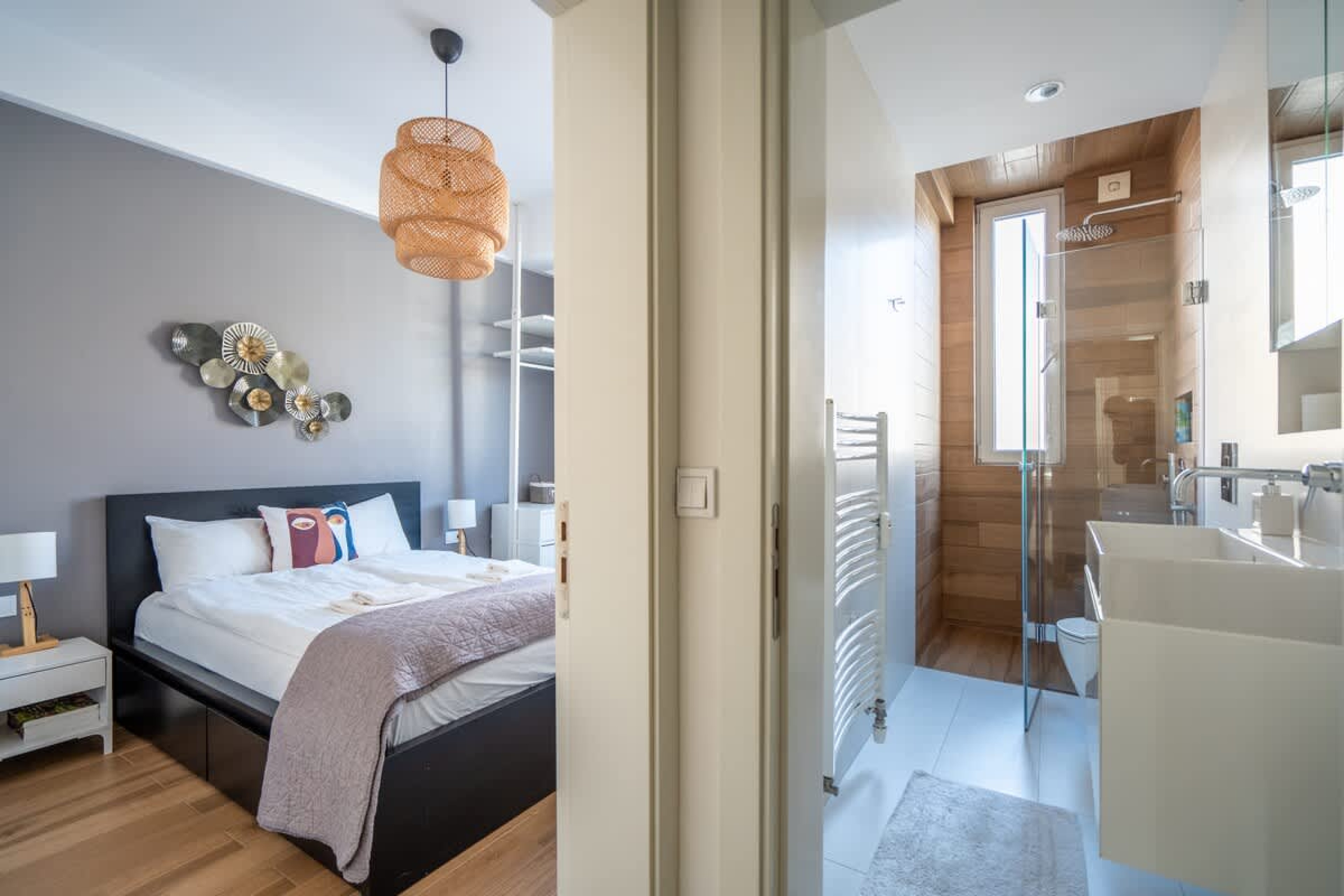 Scoutaround White Logo