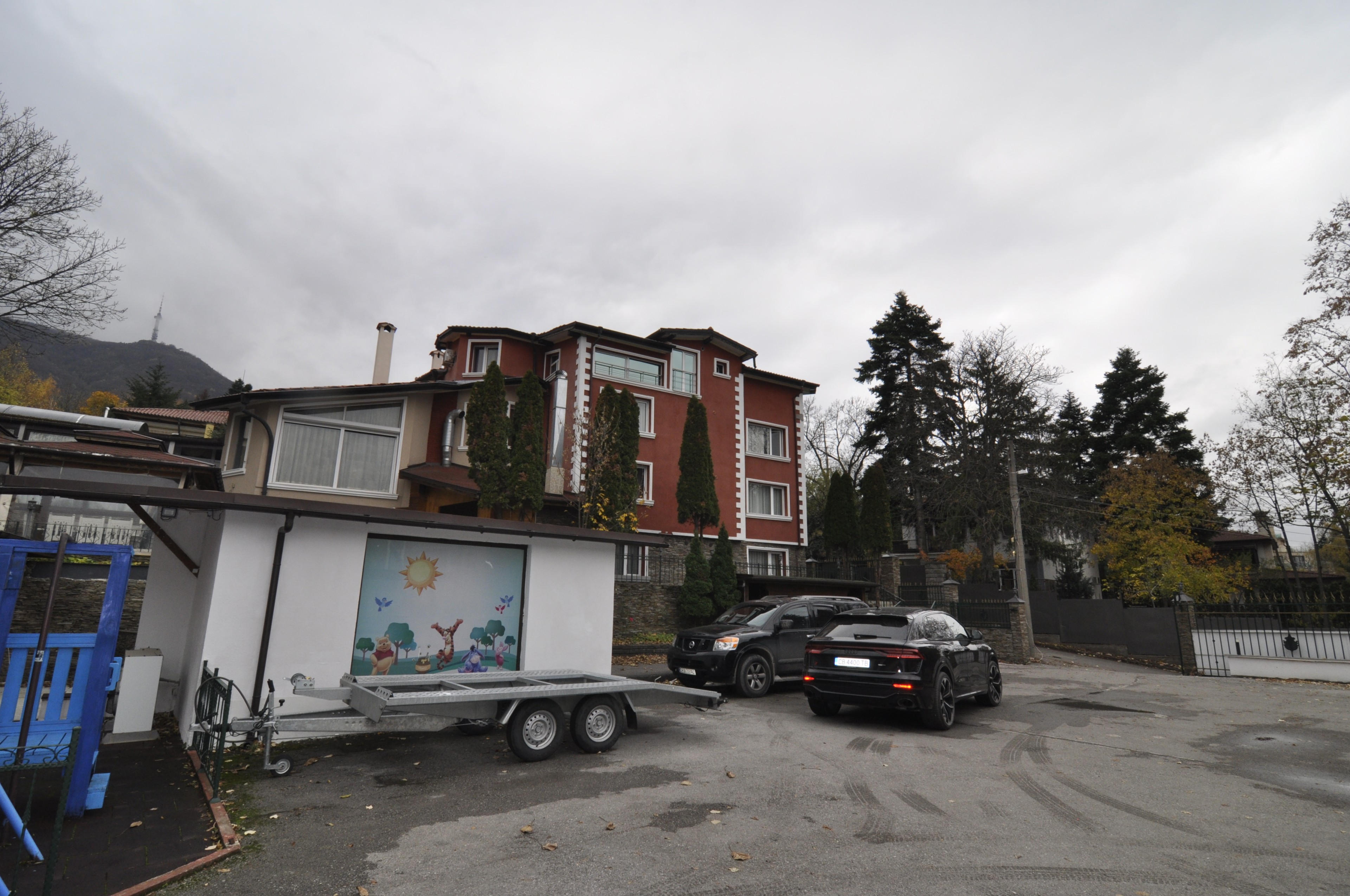 Scoutaround White Logo