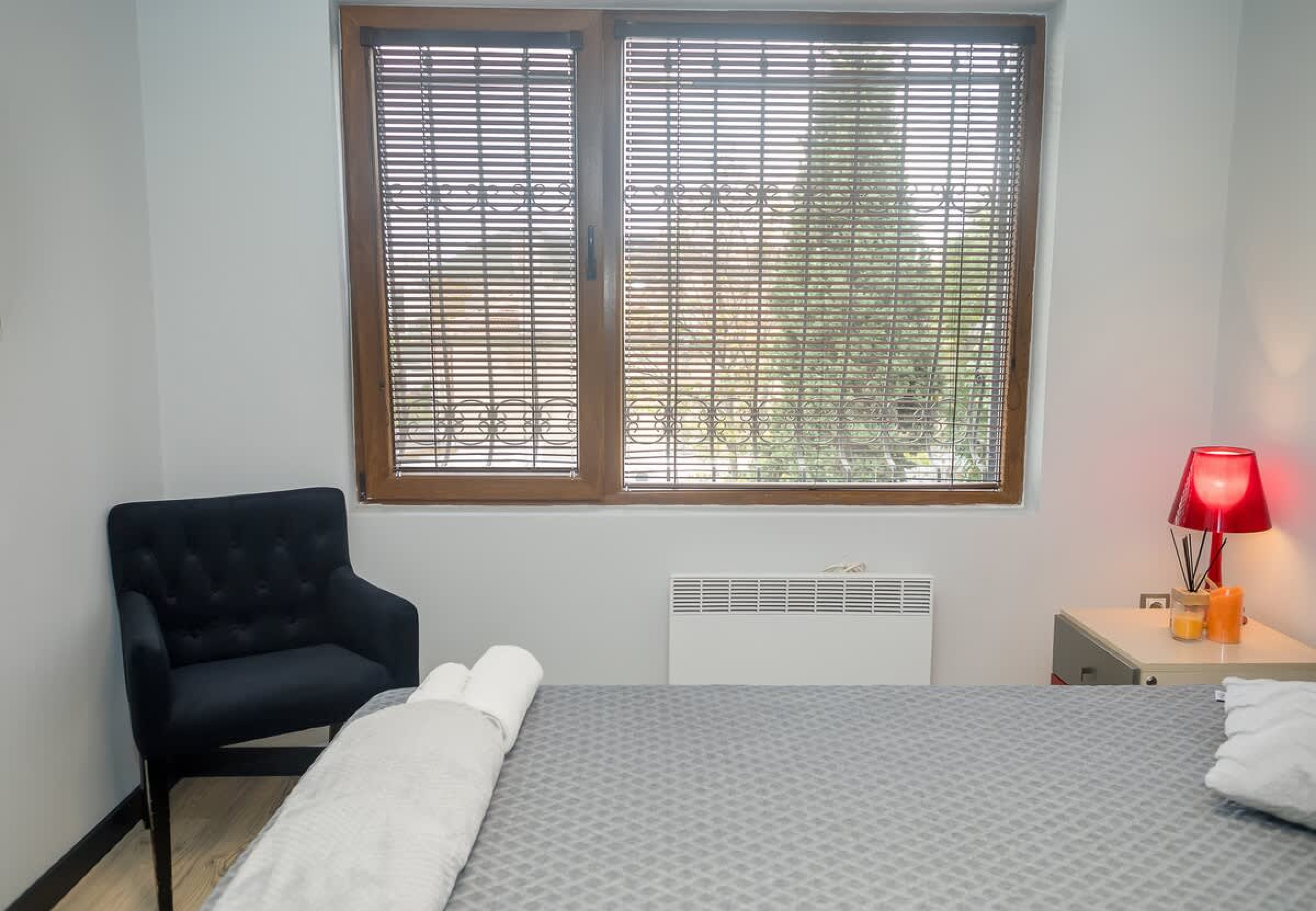 Scoutaround White Logo