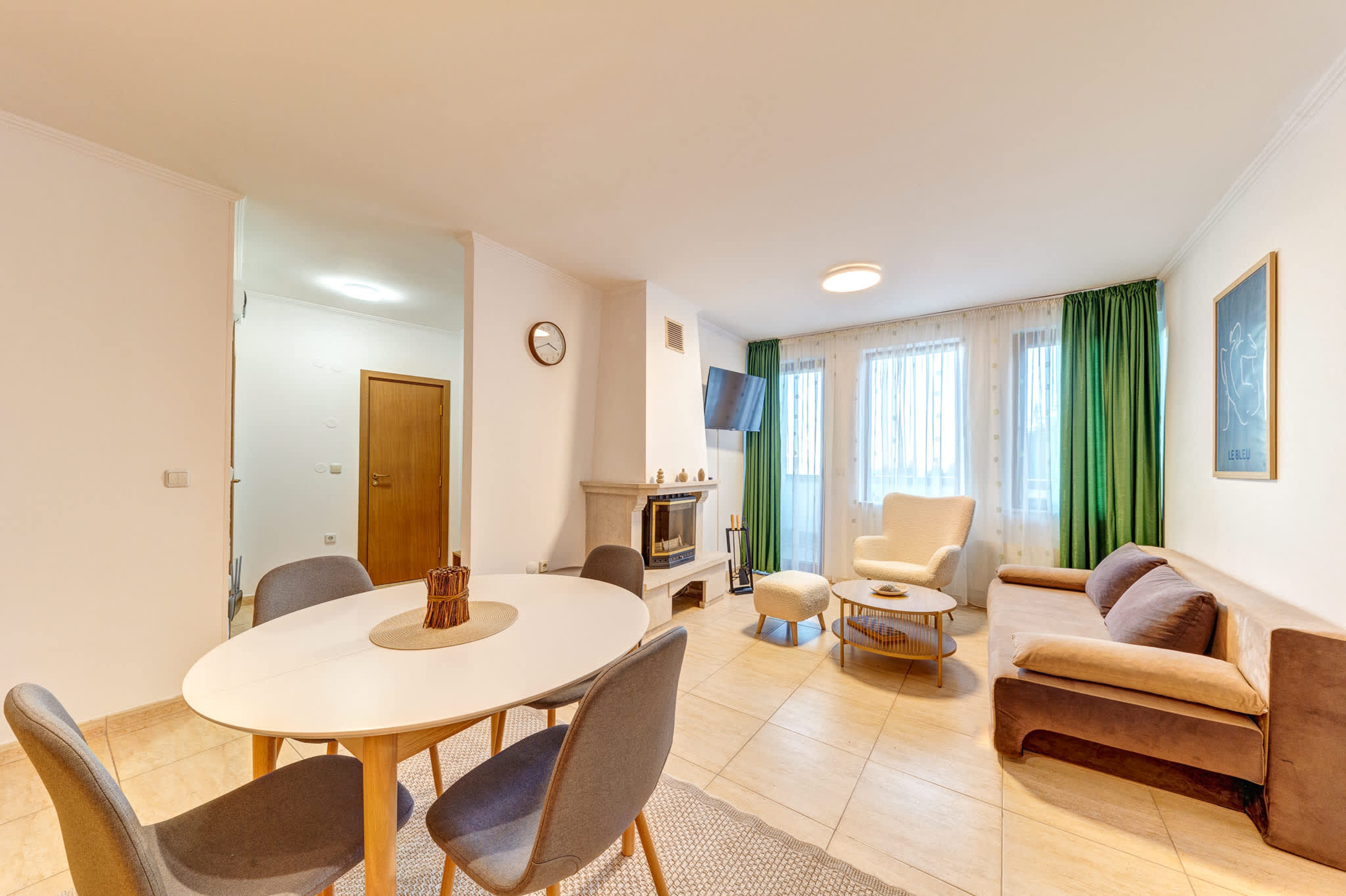 Scoutaround White Logo