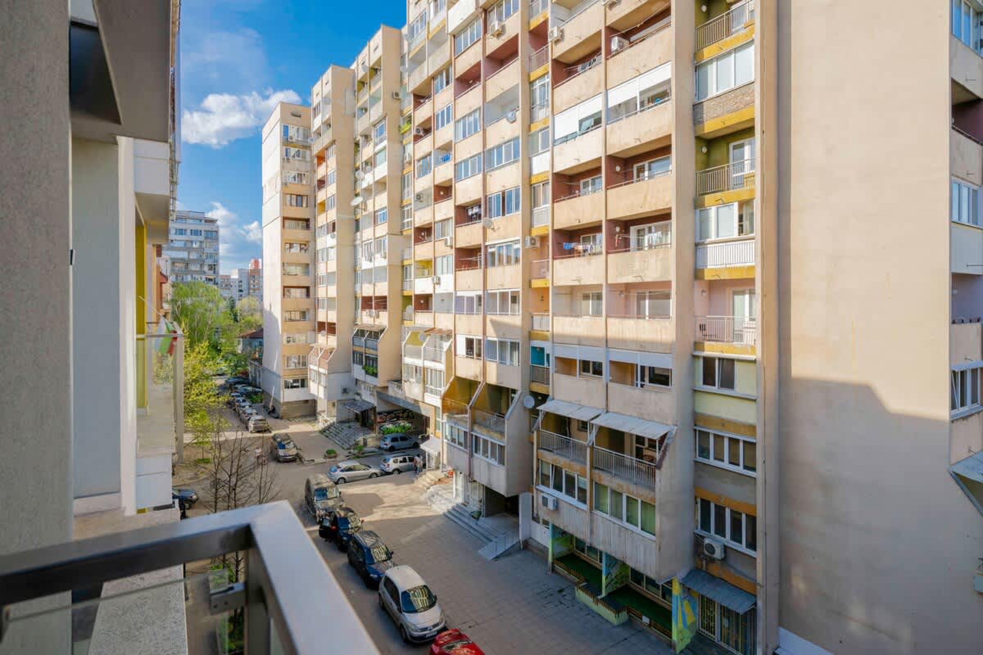 Scoutaround White Logo