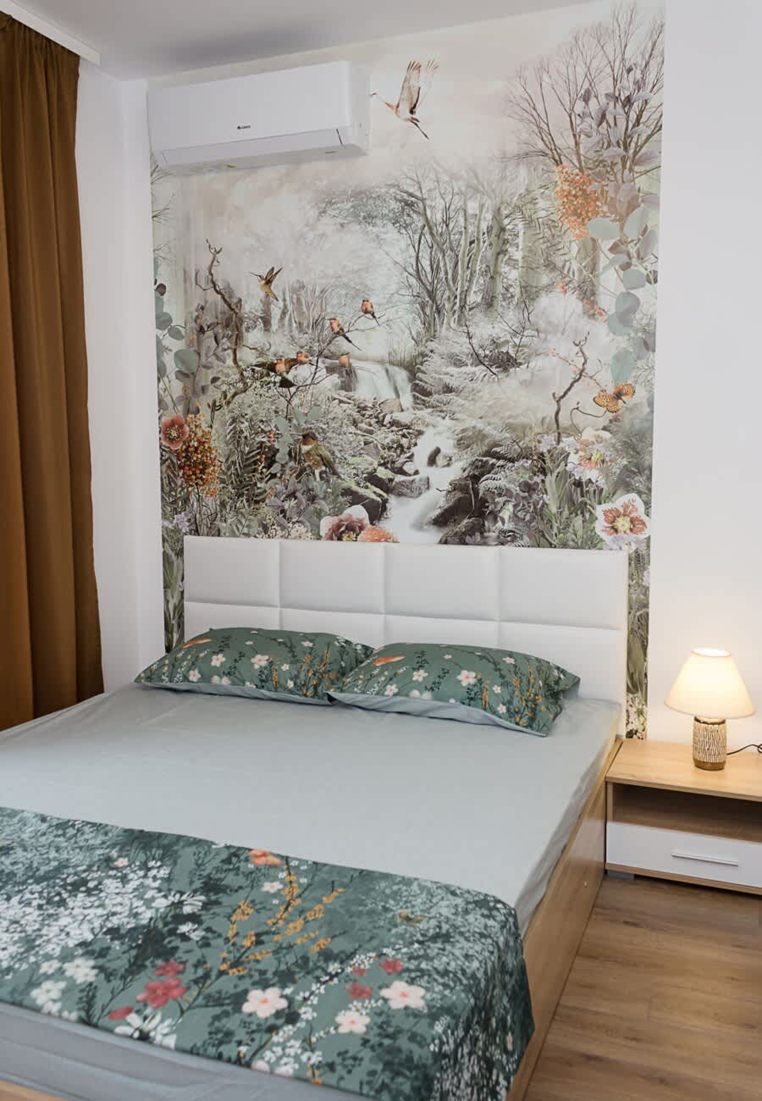 Scoutaround White Logo