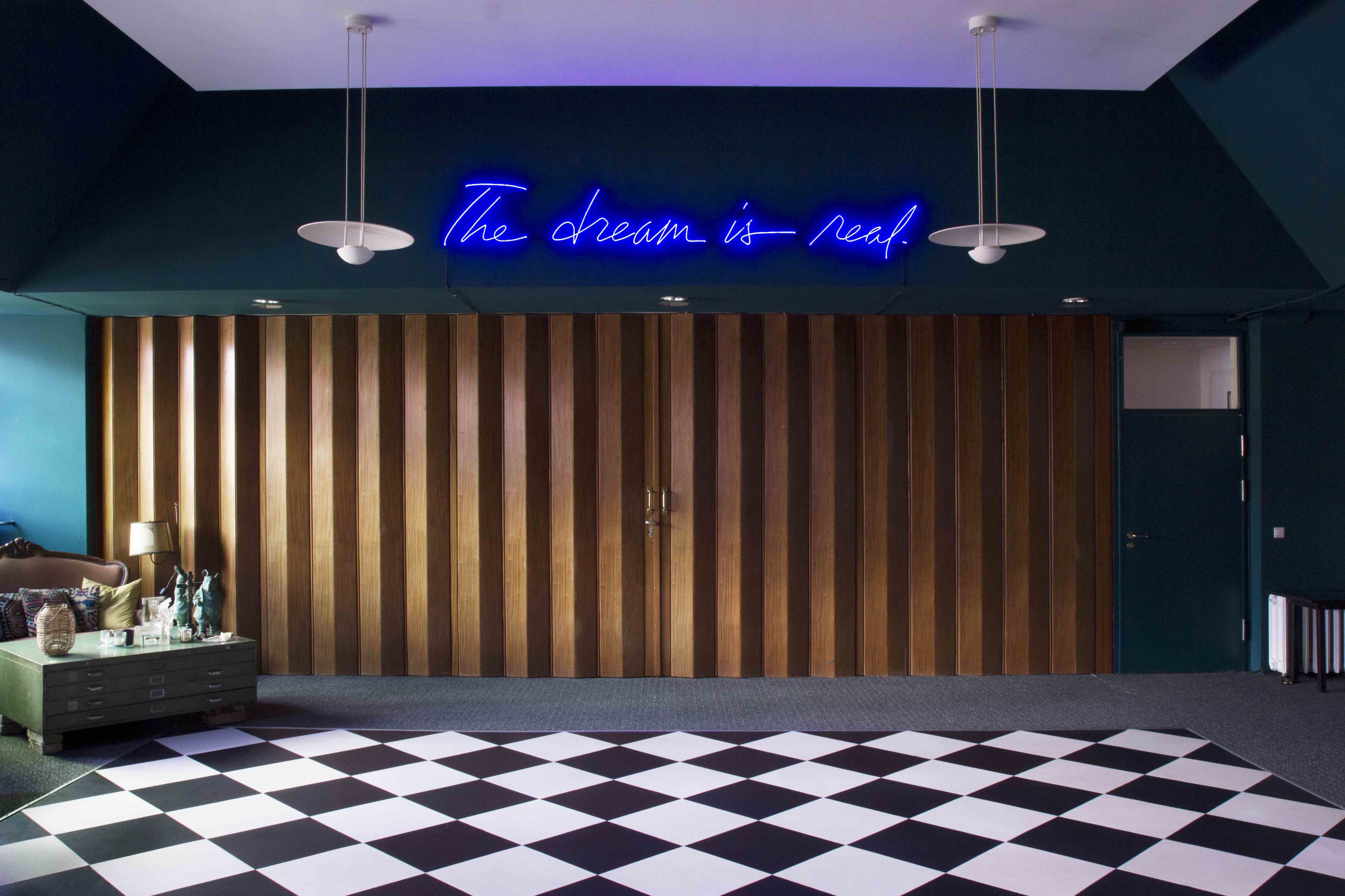 Scoutaround White Logo