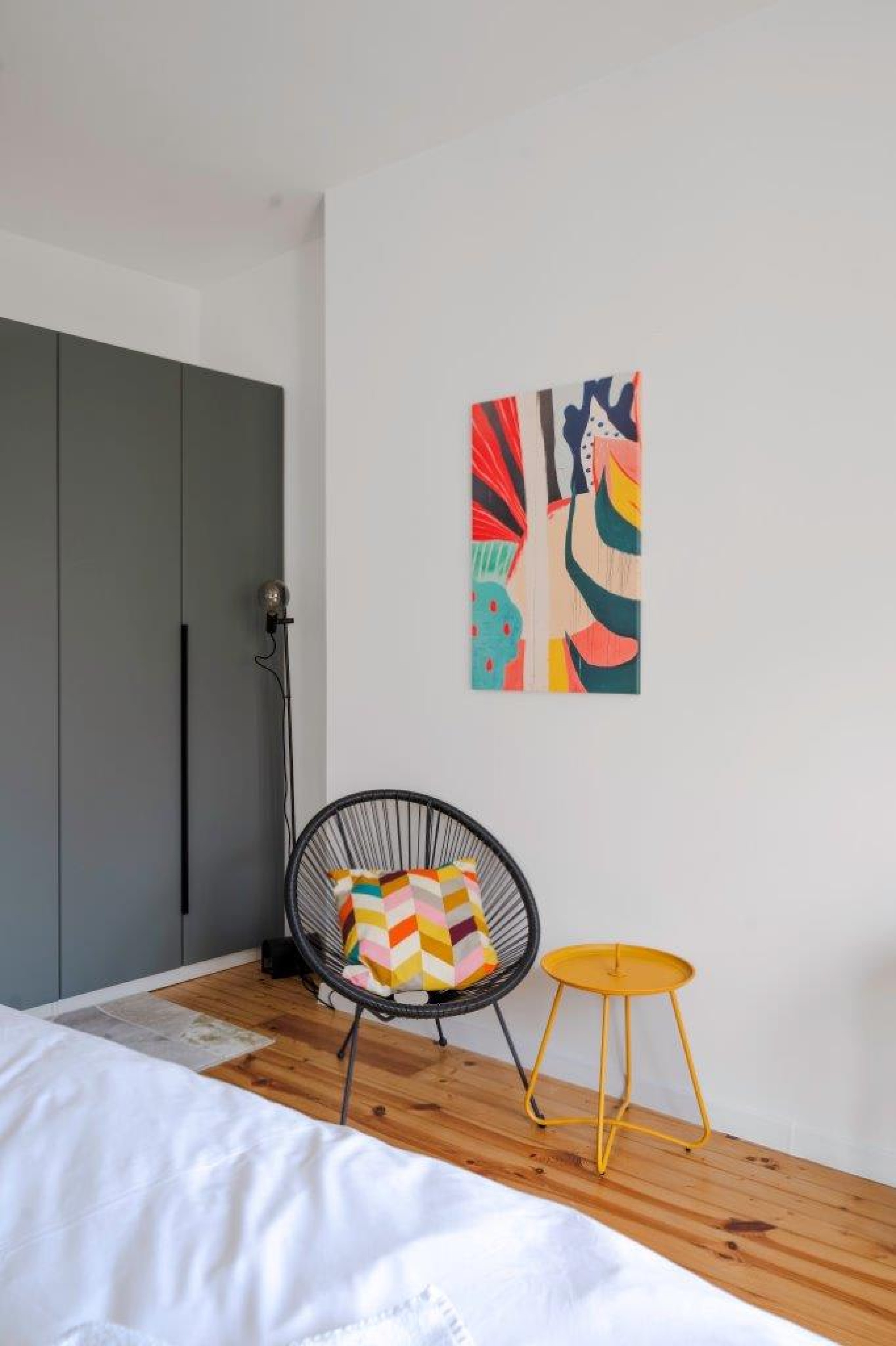 Scoutaround White Logo