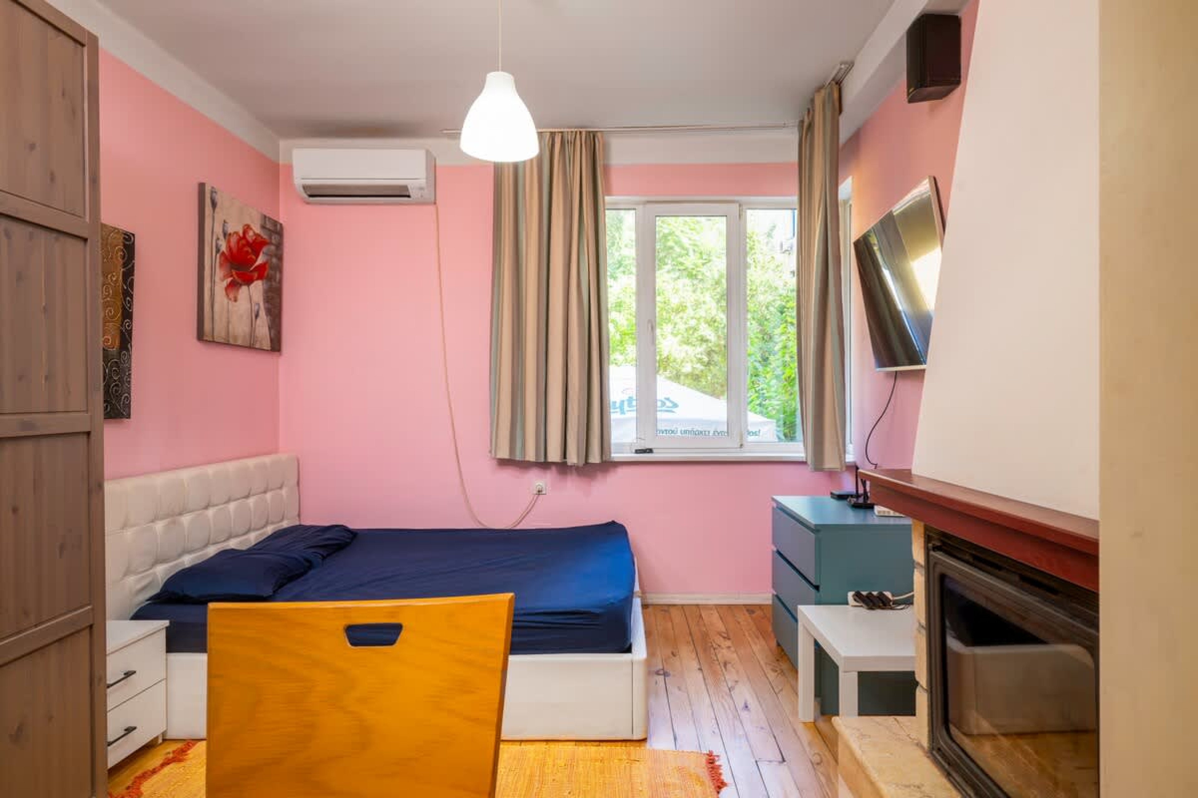 Sofia's 1BD Colourful Getaway Near NDK - Photo 7