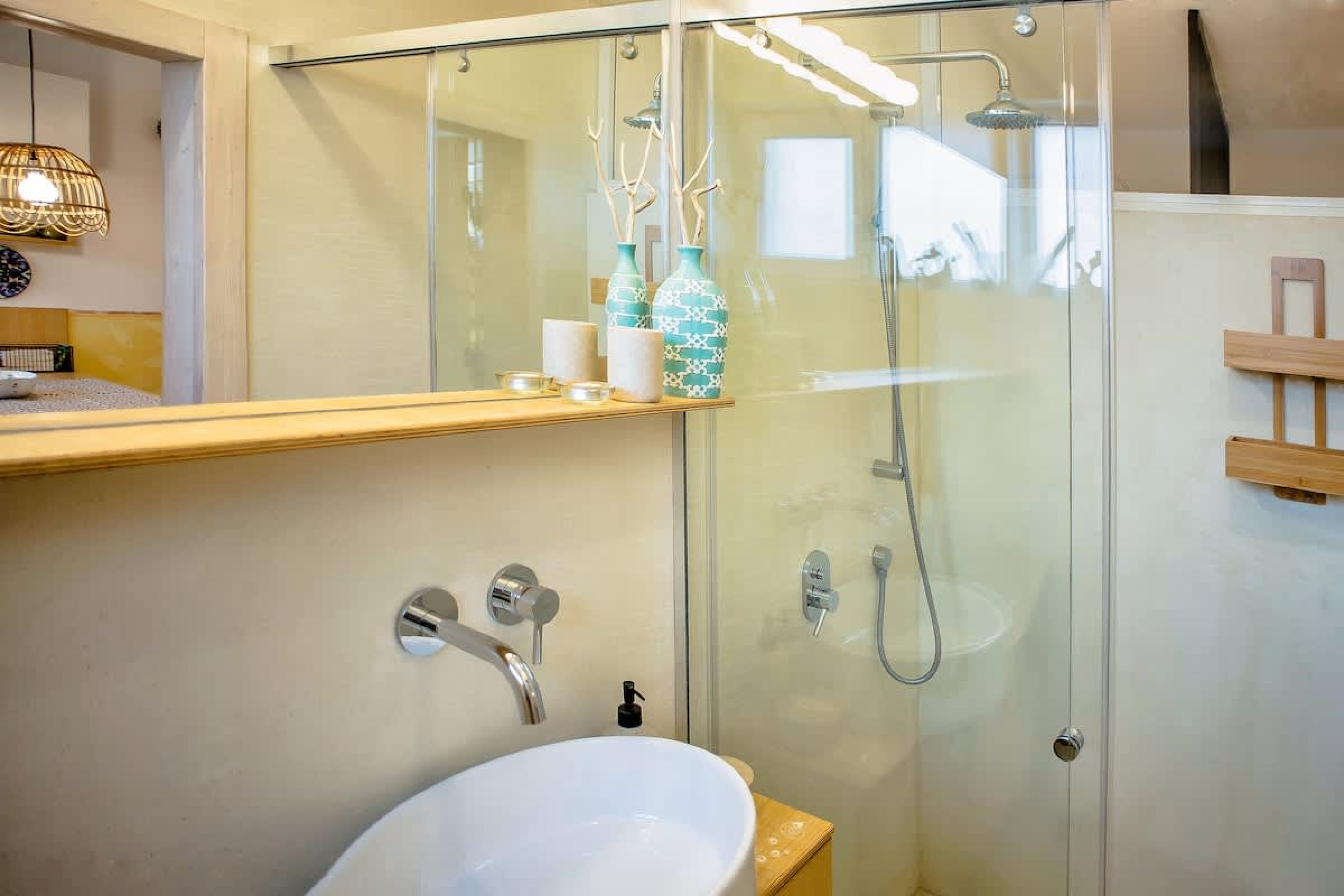 Scoutaround White Logo