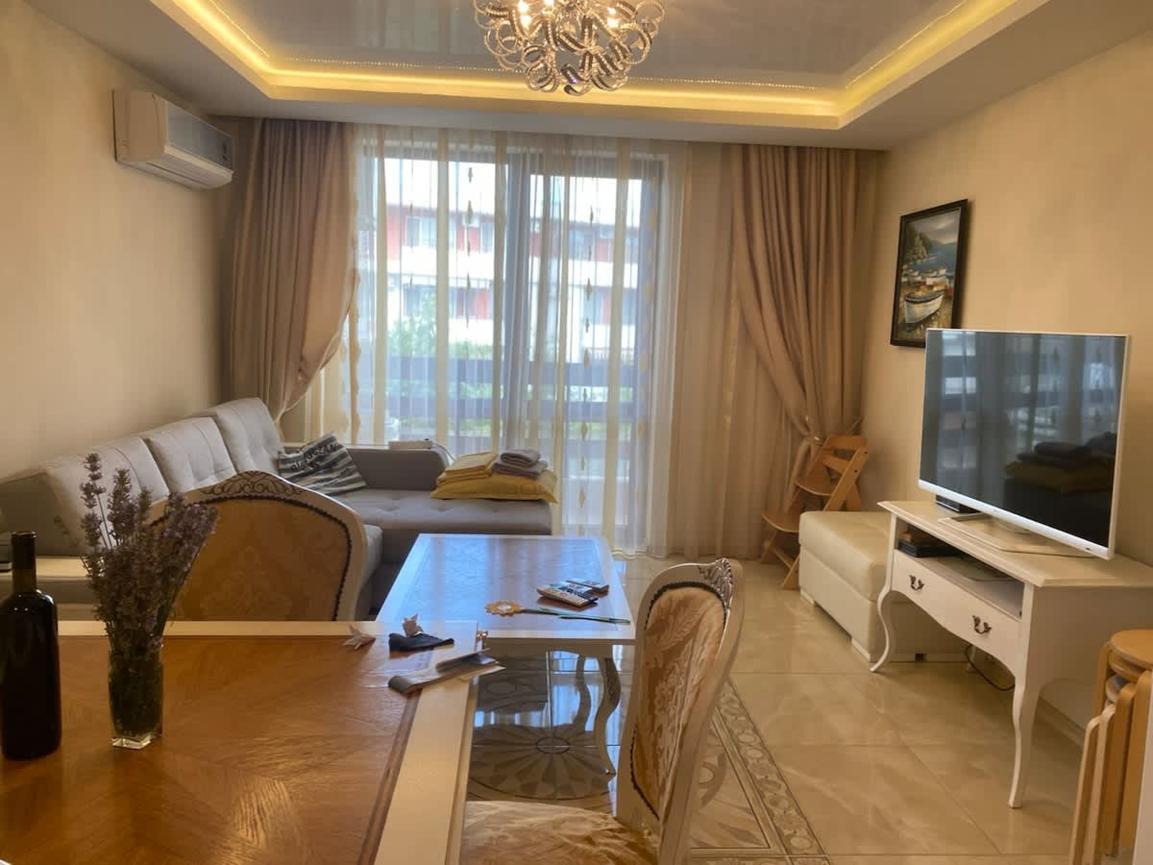 Scoutaround White Logo