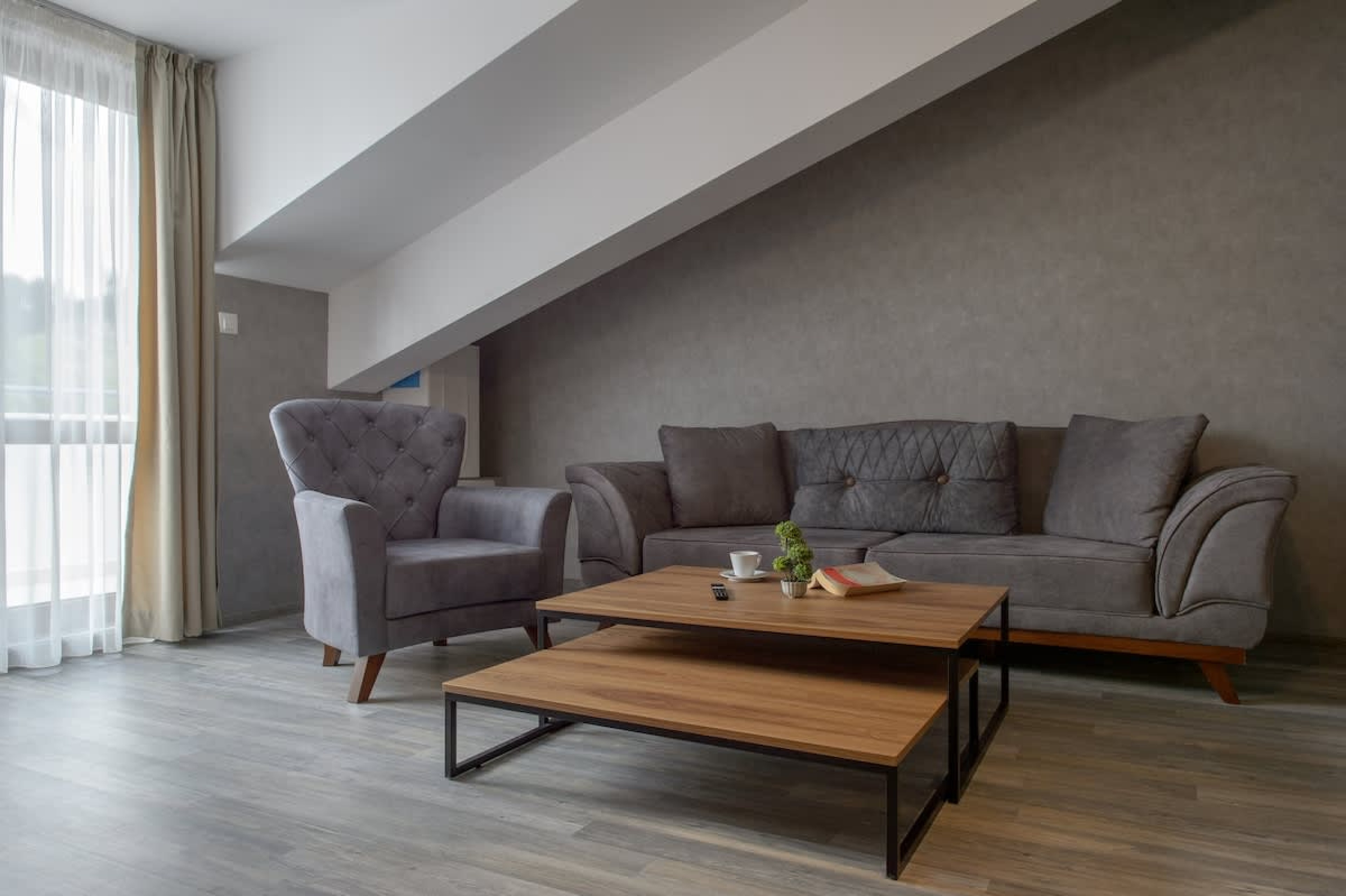 Scoutaround White Logo