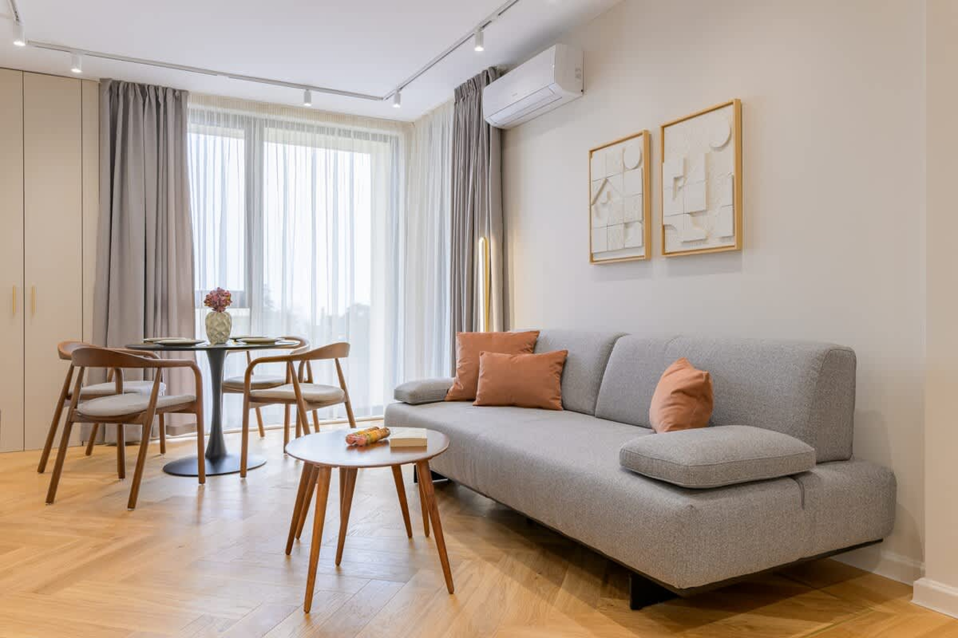 Scoutaround White Logo