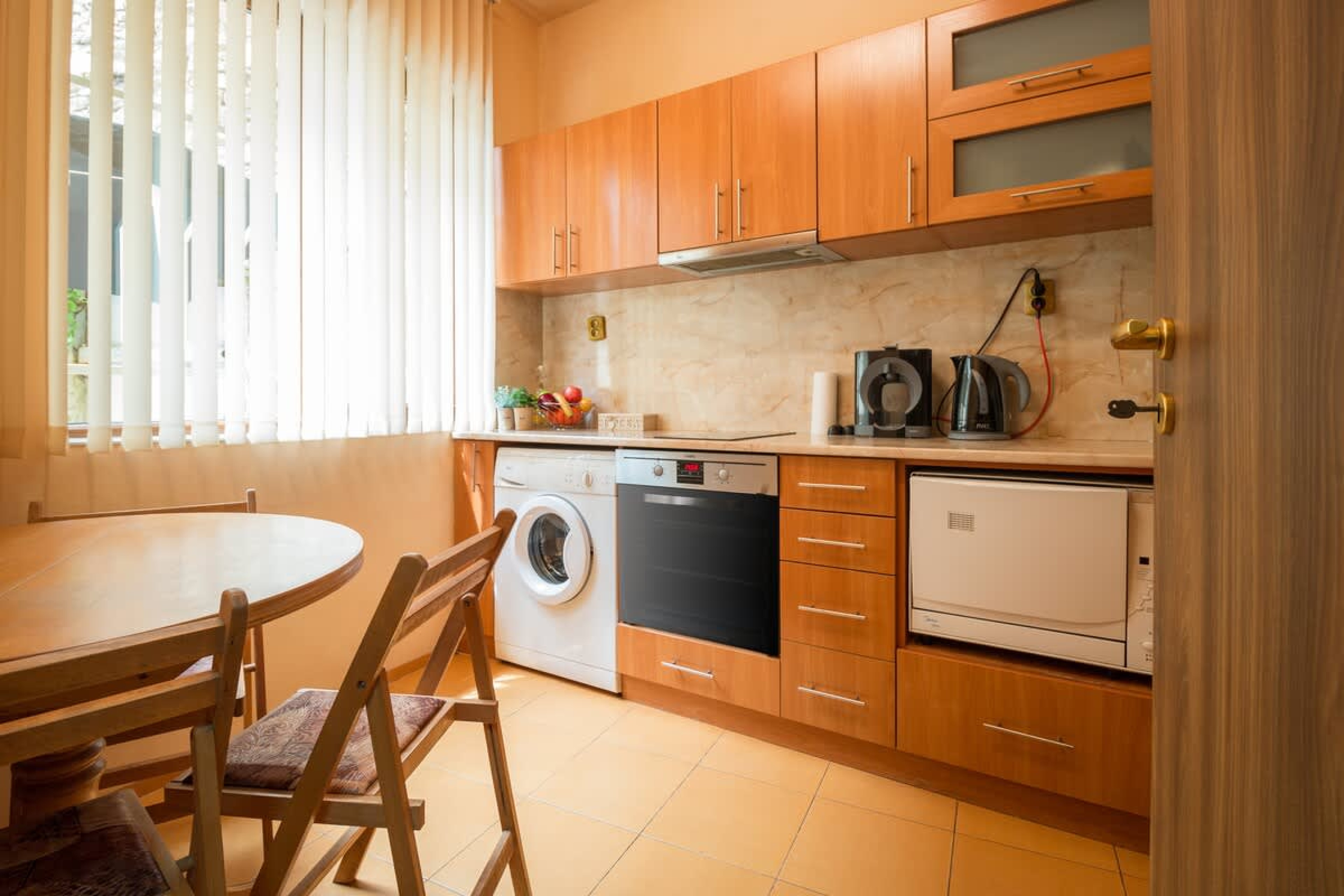 Scoutaround White Logo