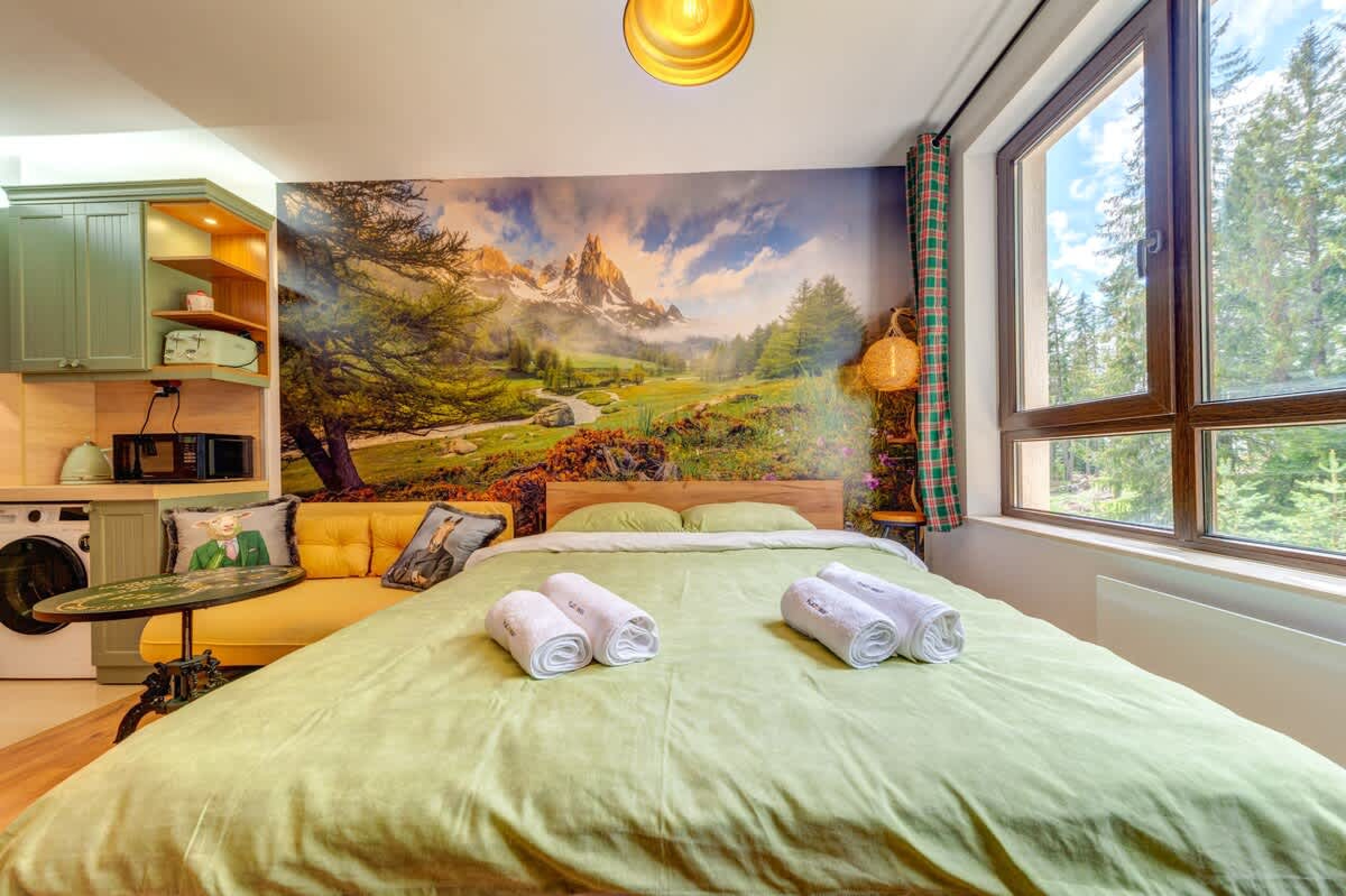 Scoutaround White Logo