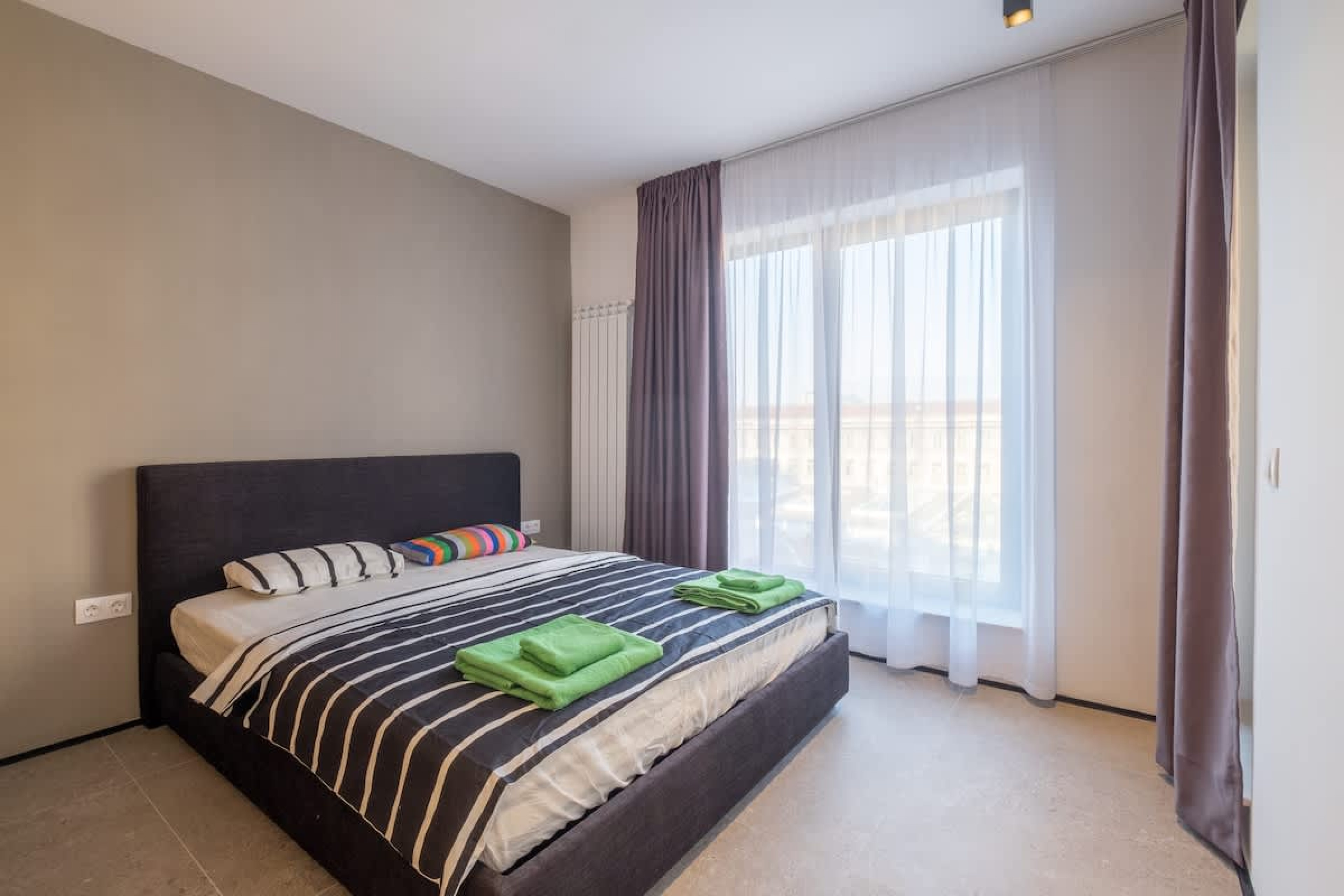 Scoutaround White Logo