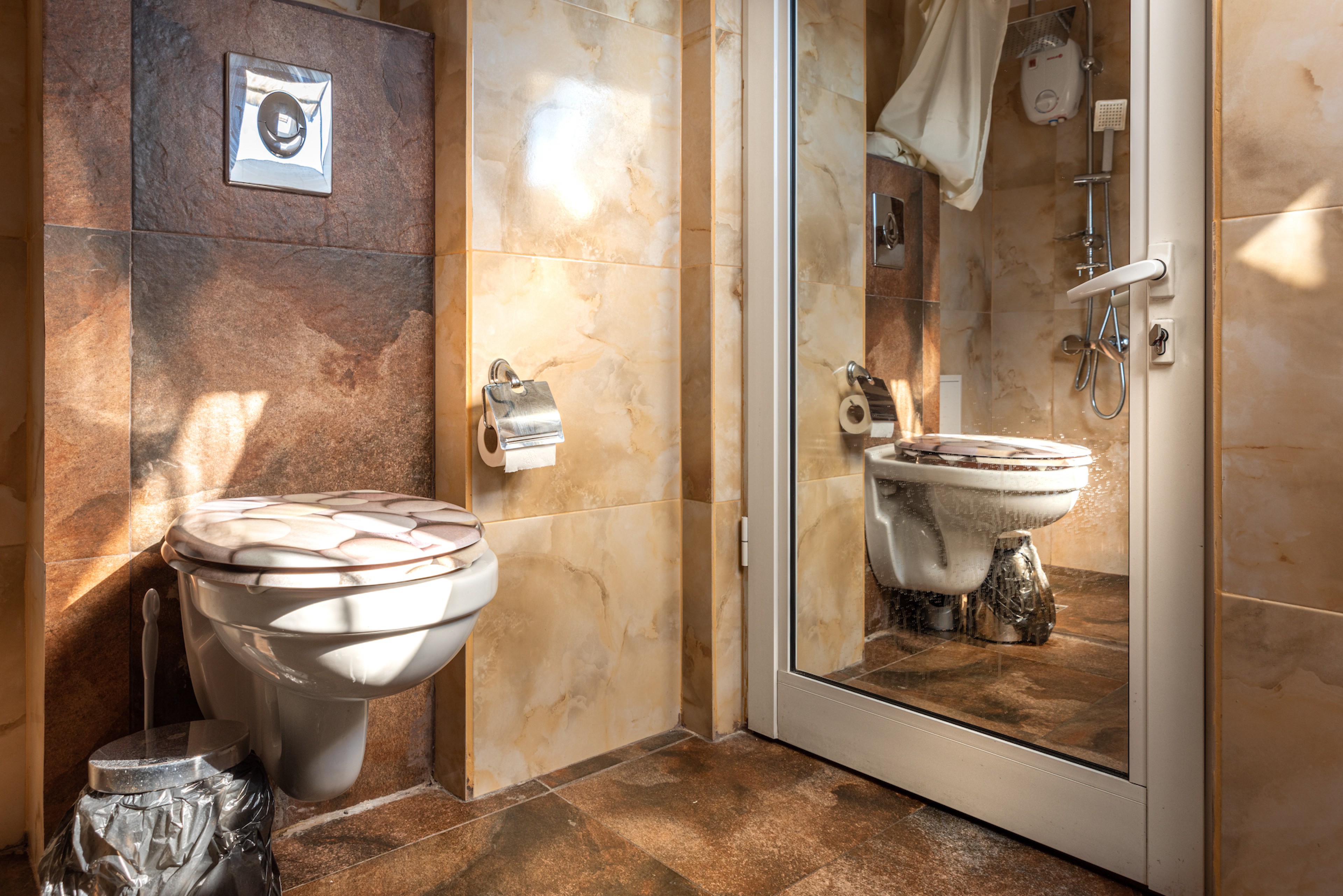 Scoutaround White Logo