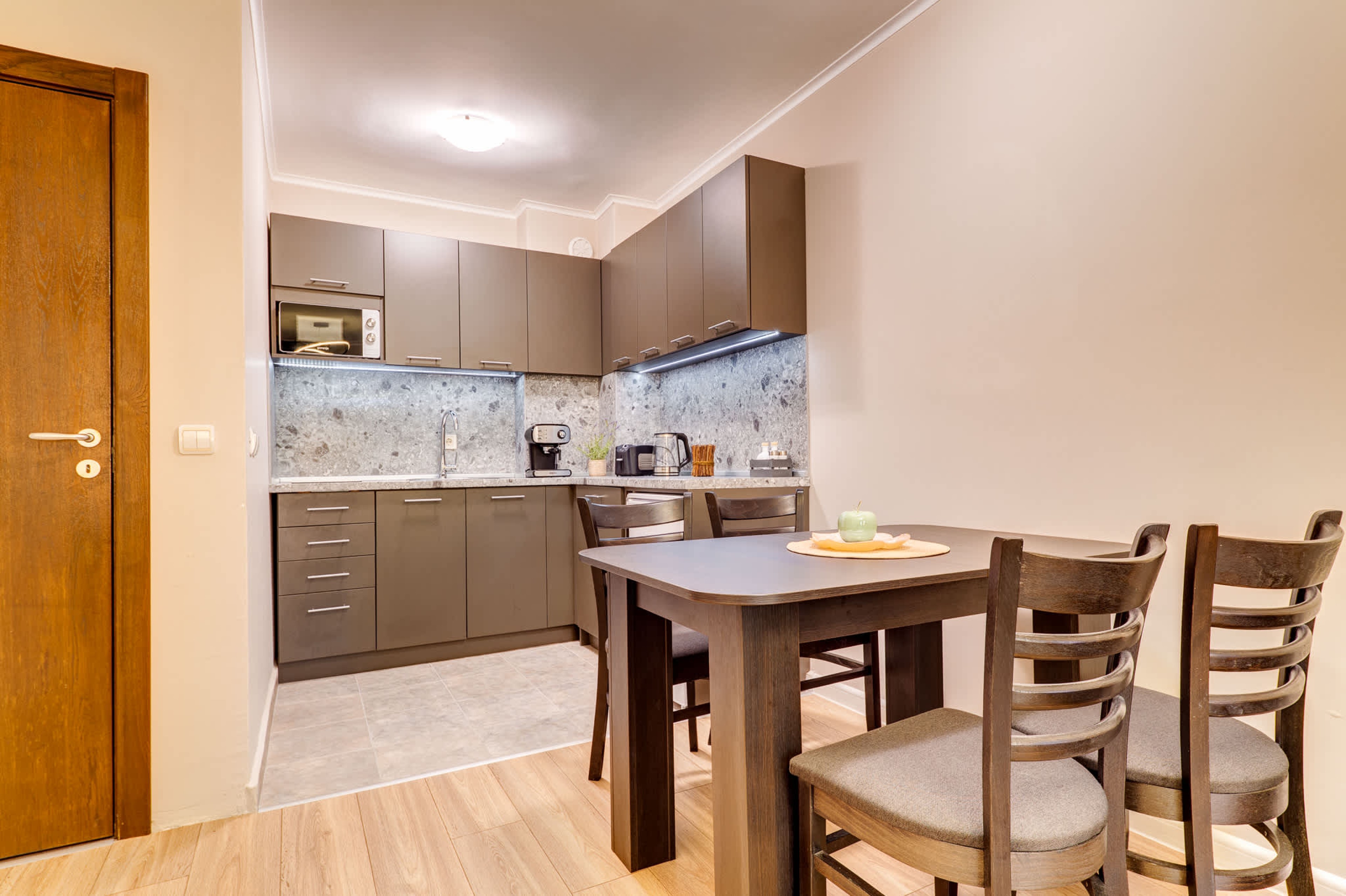 Scoutaround White Logo