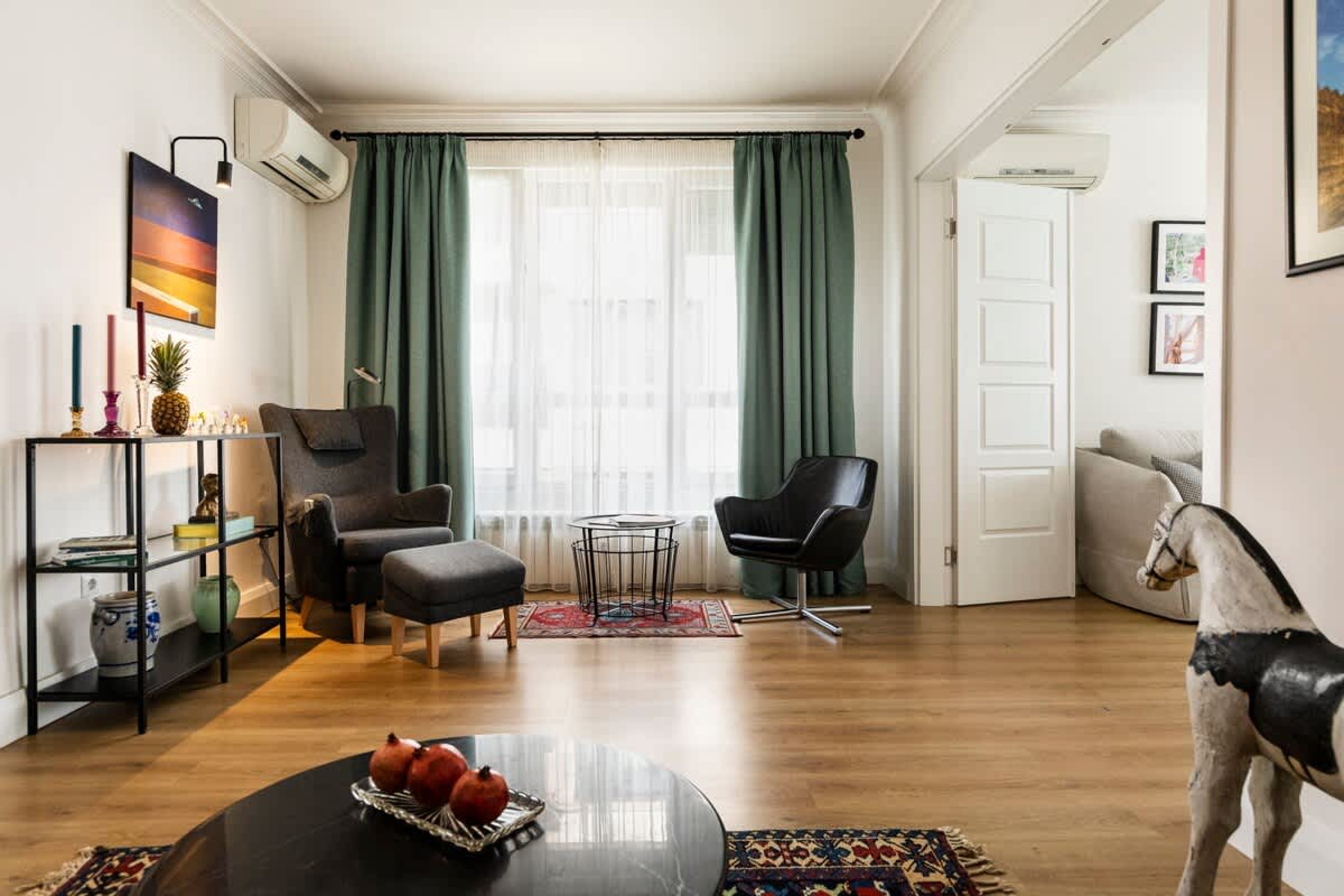 Scoutaround White Logo