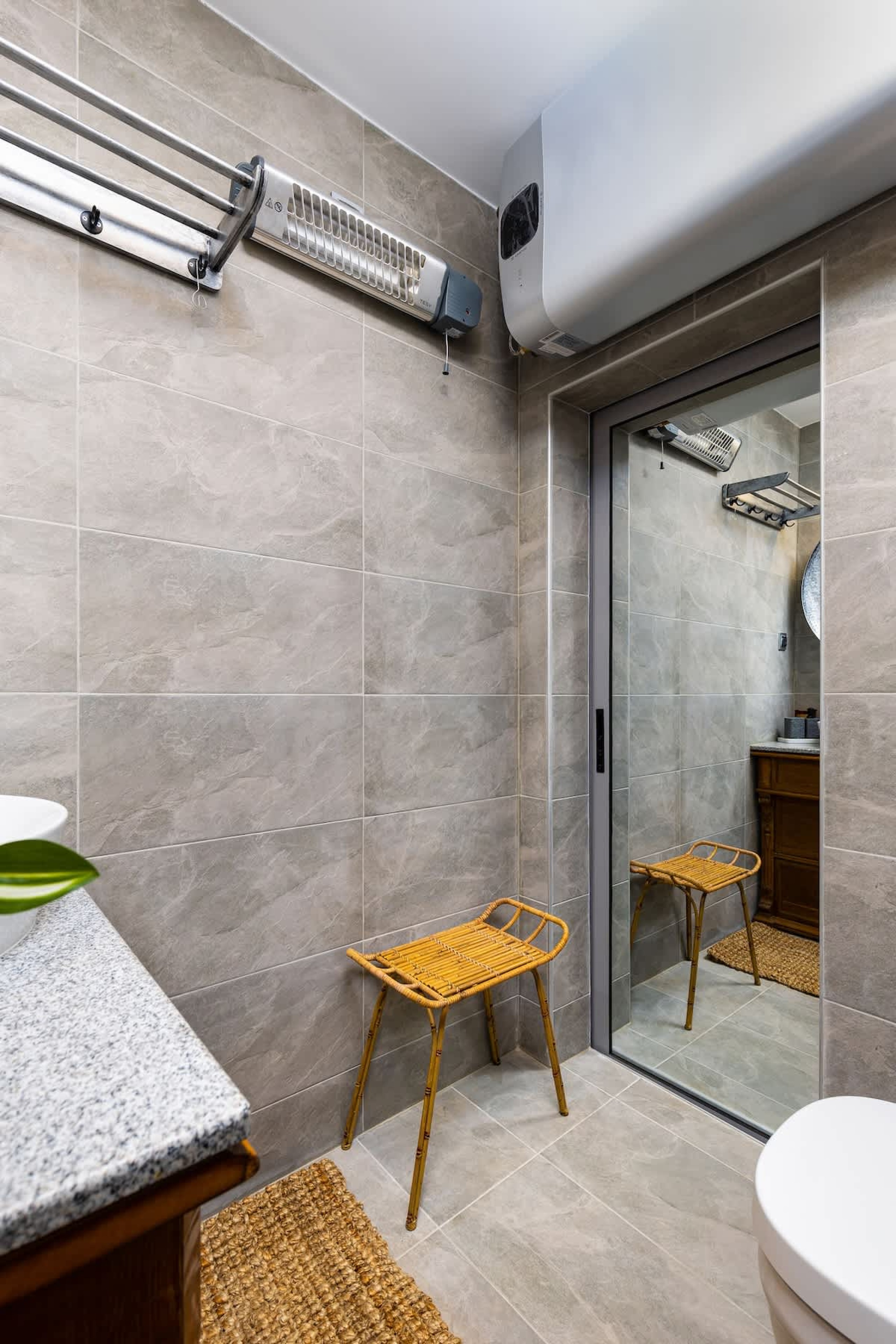 Scoutaround White Logo