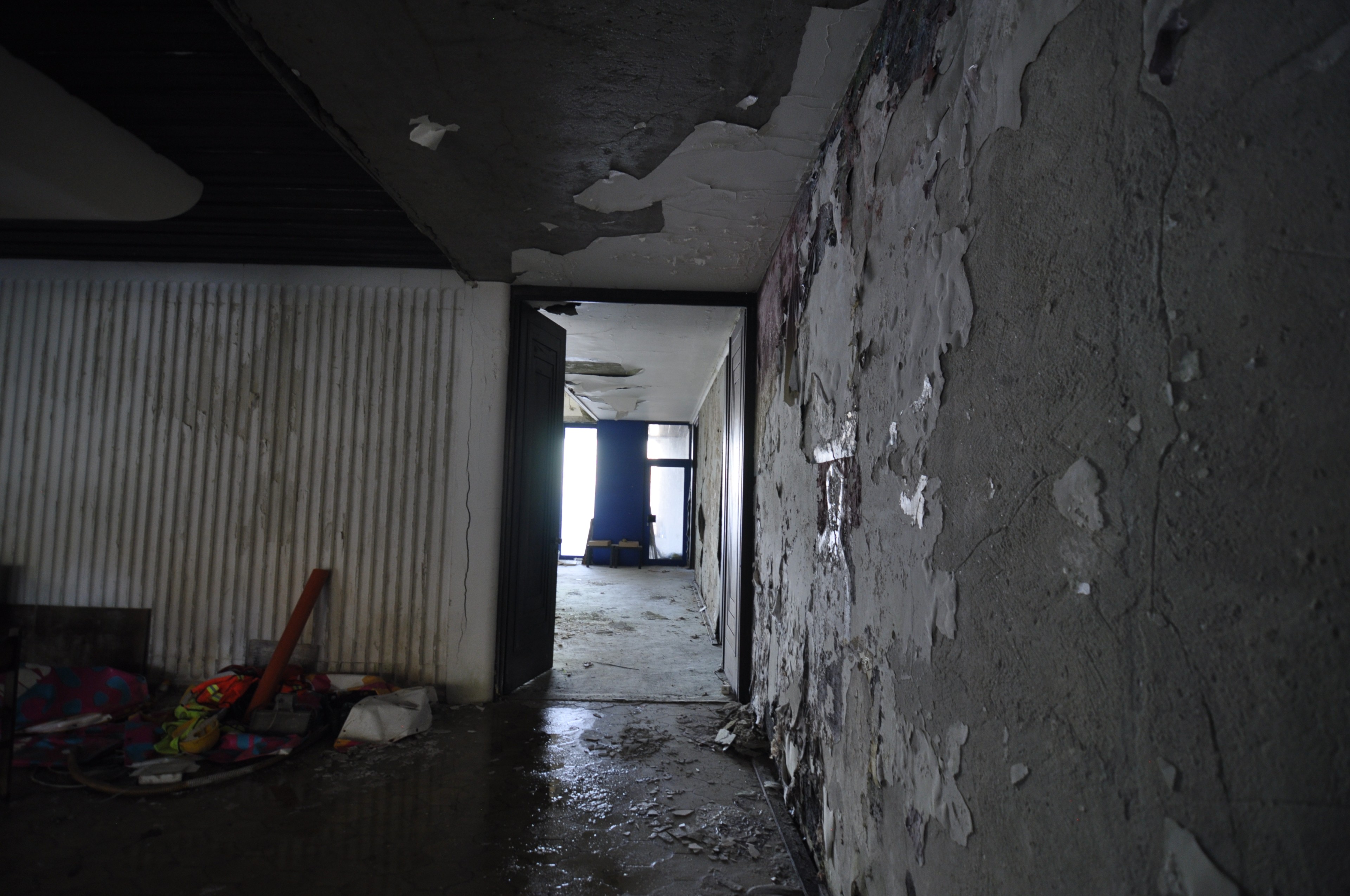 Scoutaround White Logo