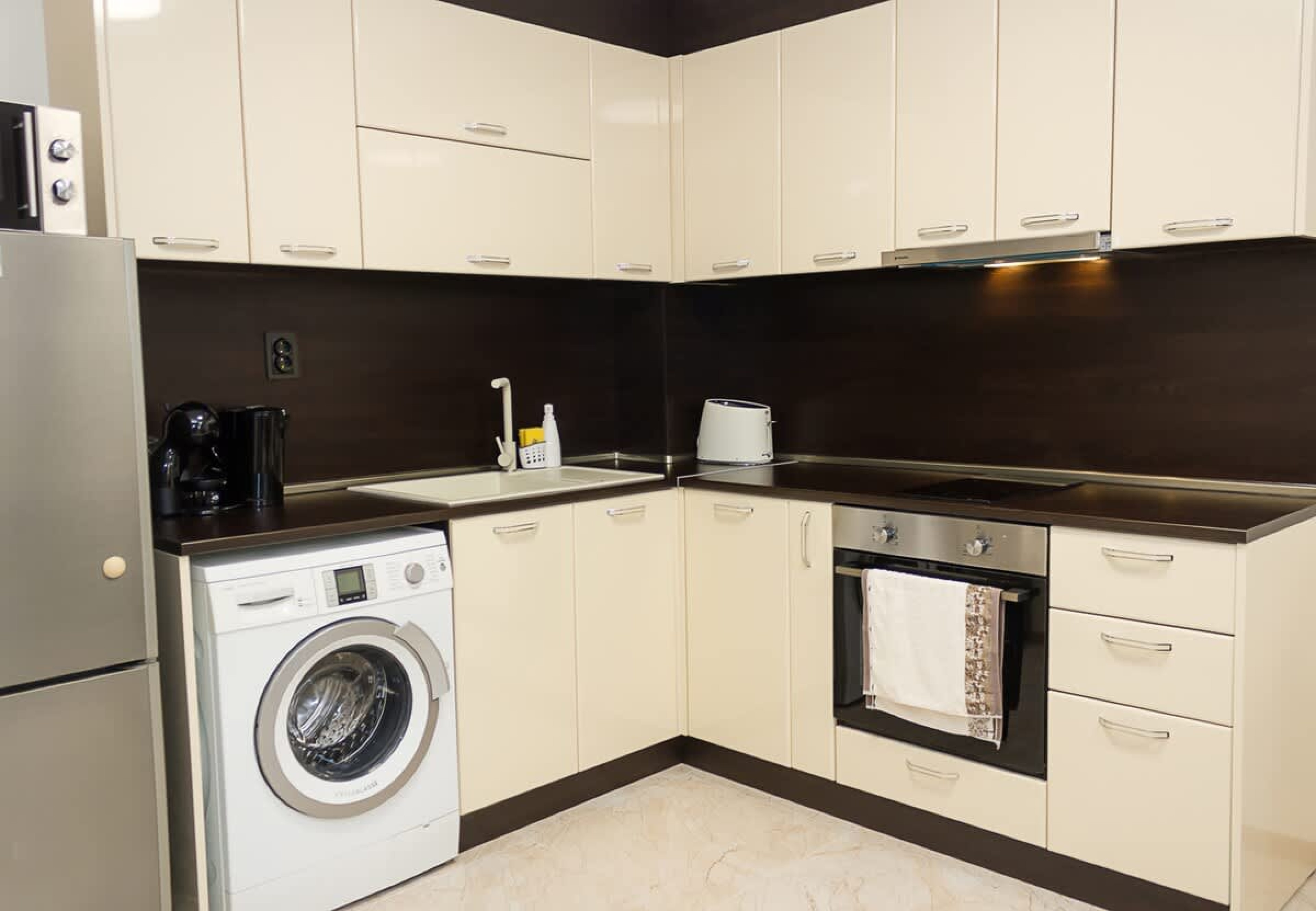 Scoutaround White Logo