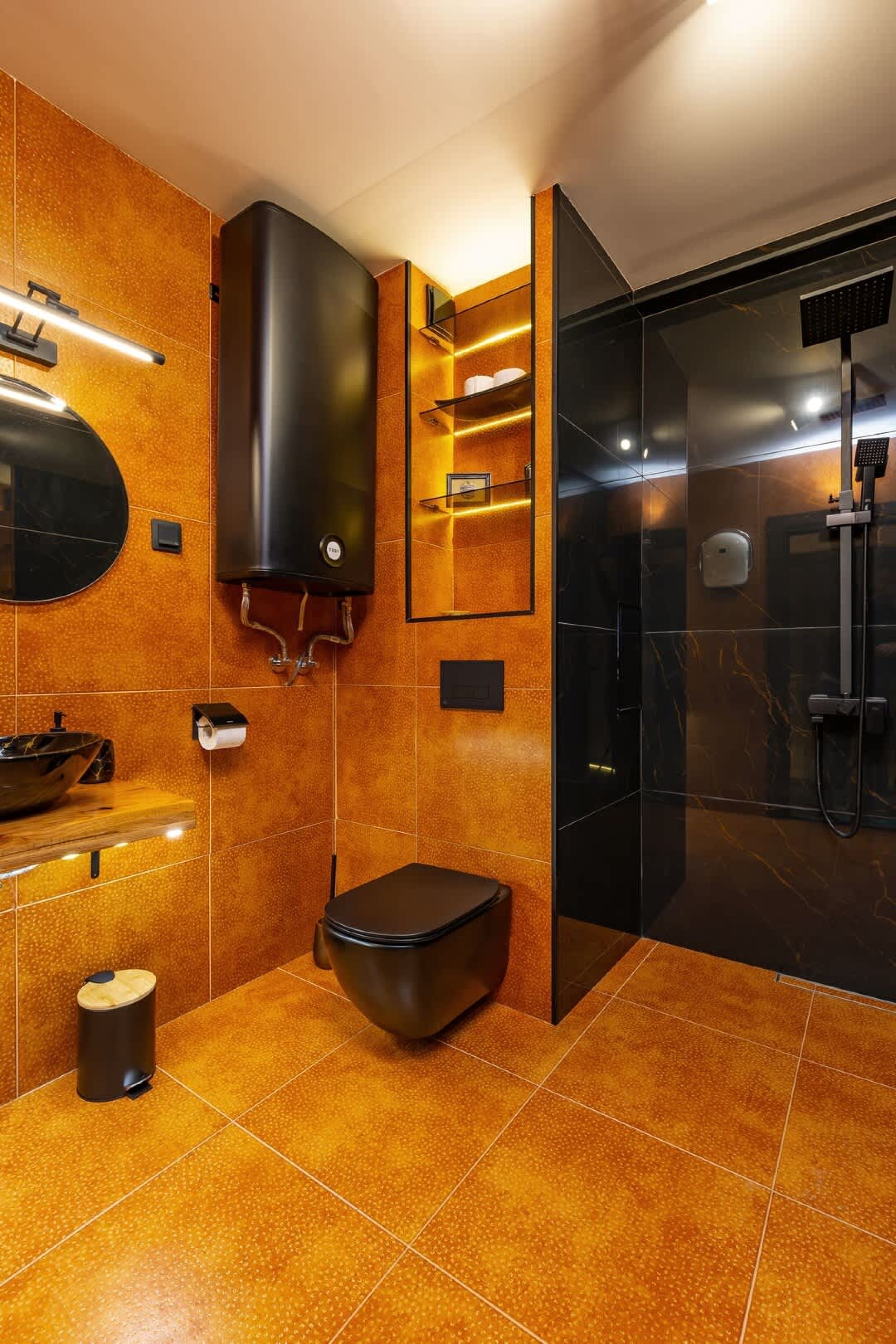 Scoutaround White Logo