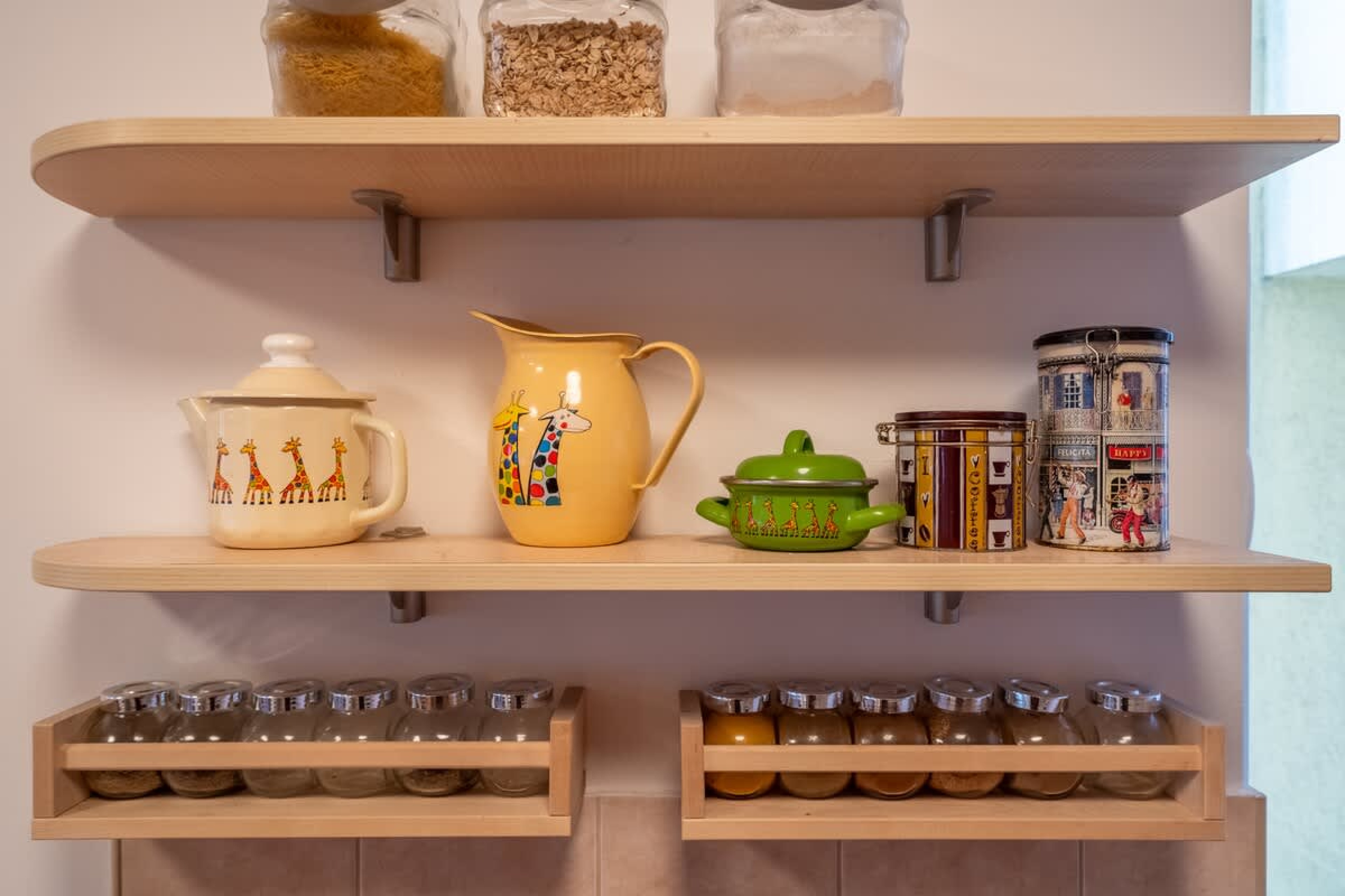 Scoutaround White Logo