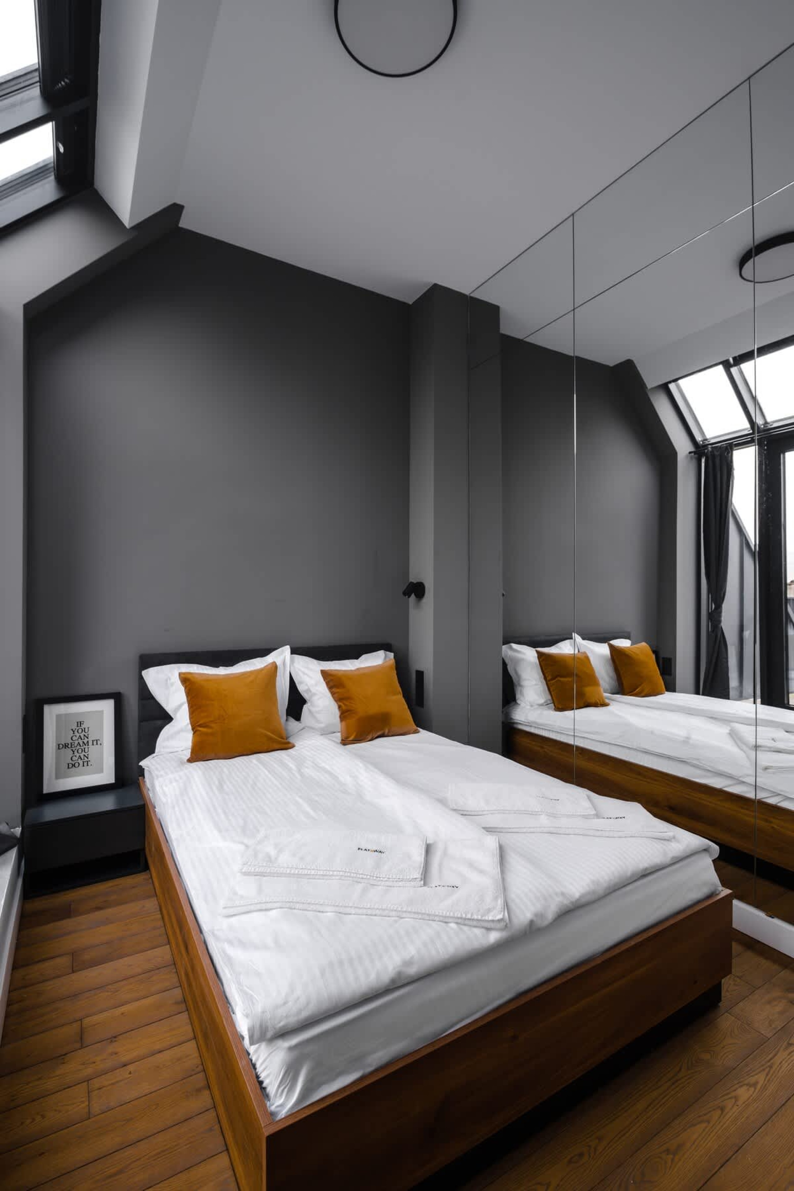 Scoutaround White Logo