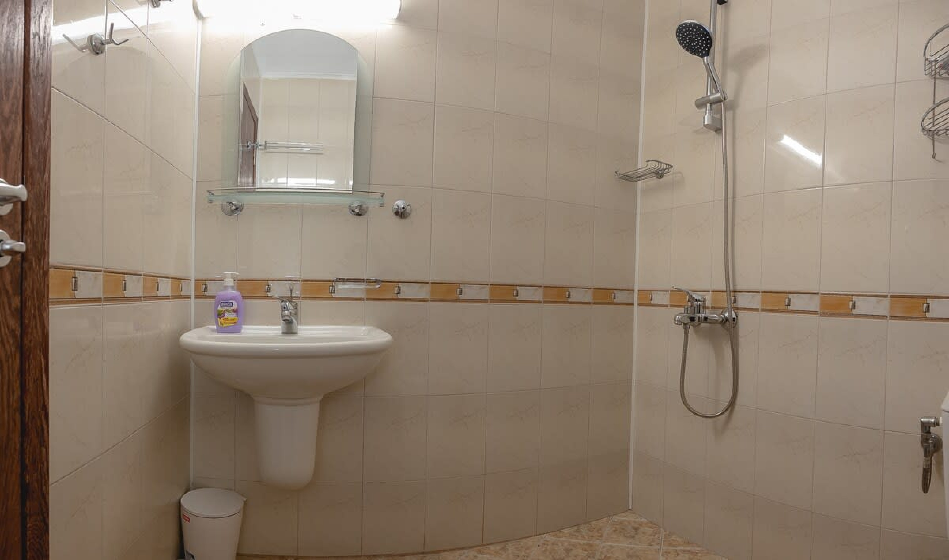 Scoutaround White Logo