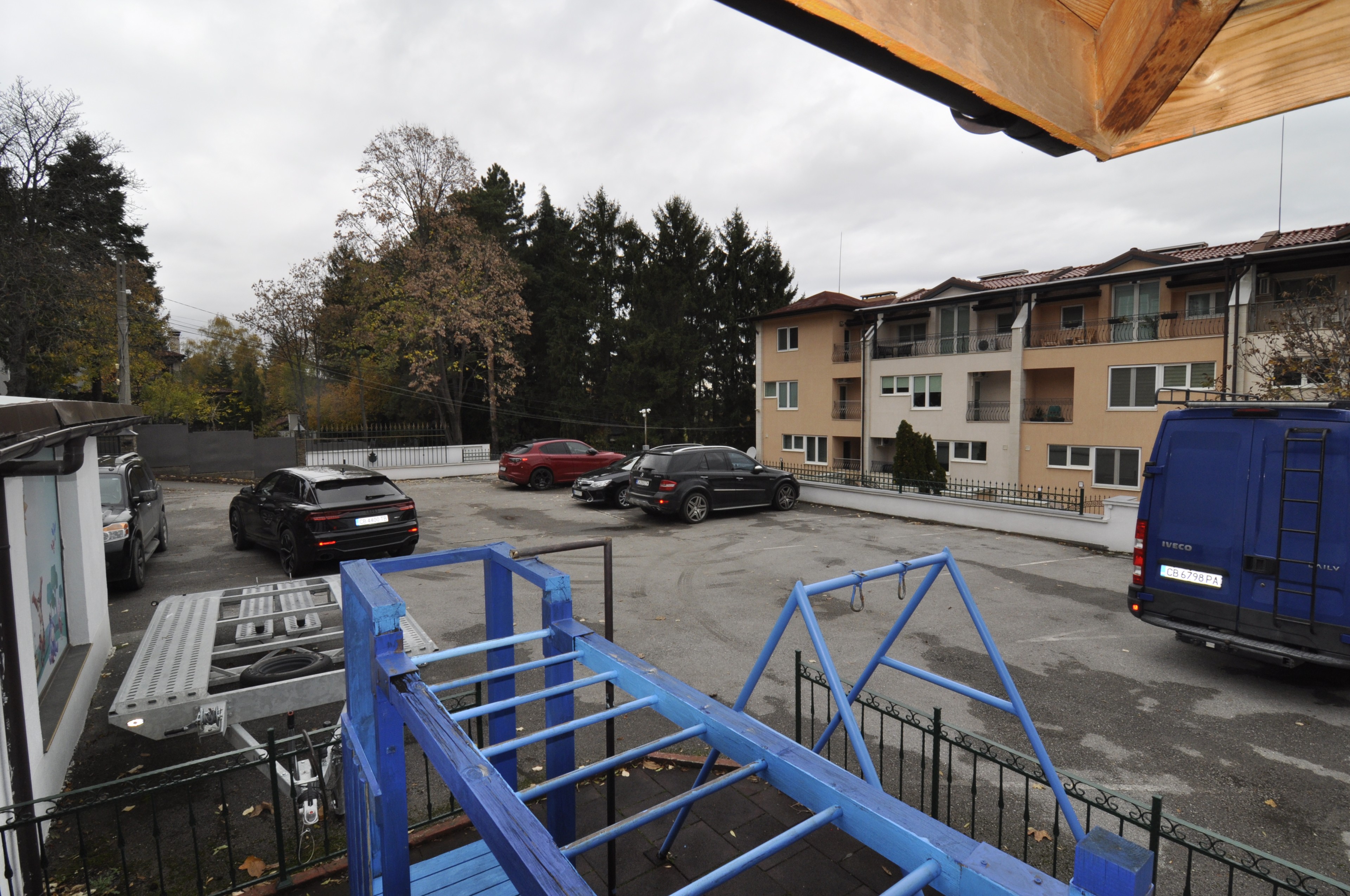 Scoutaround White Logo