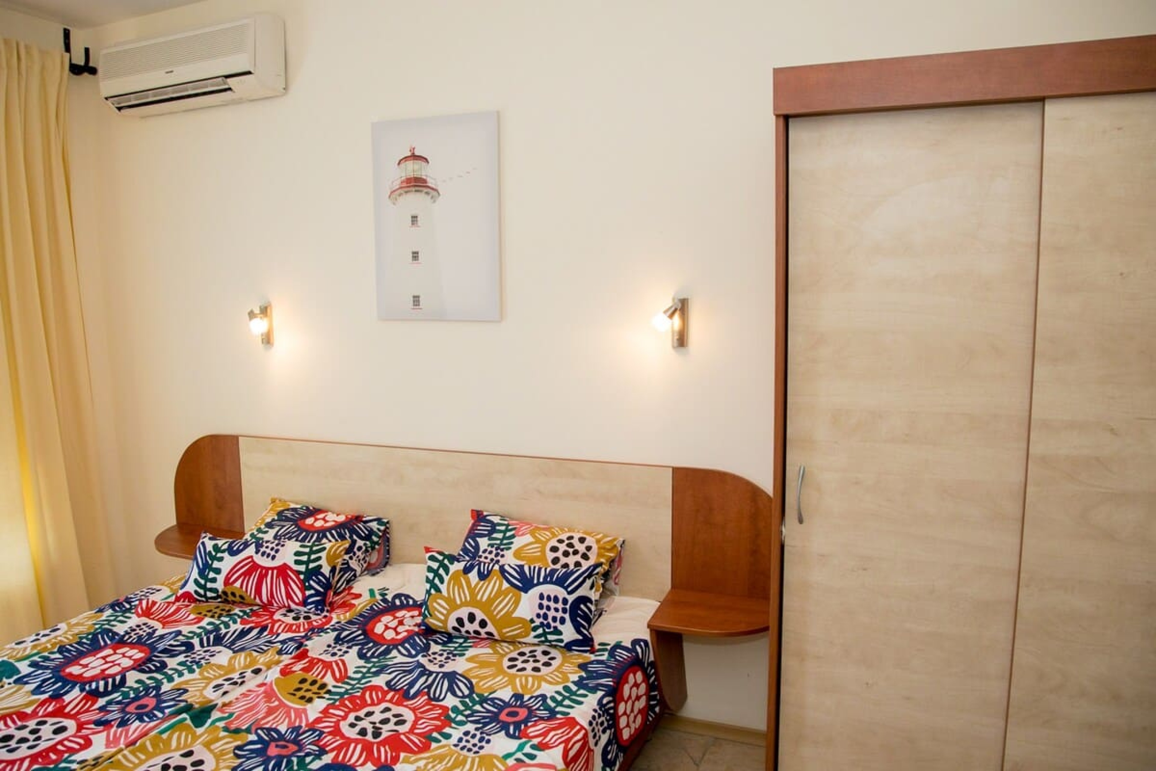 Scoutaround White Logo