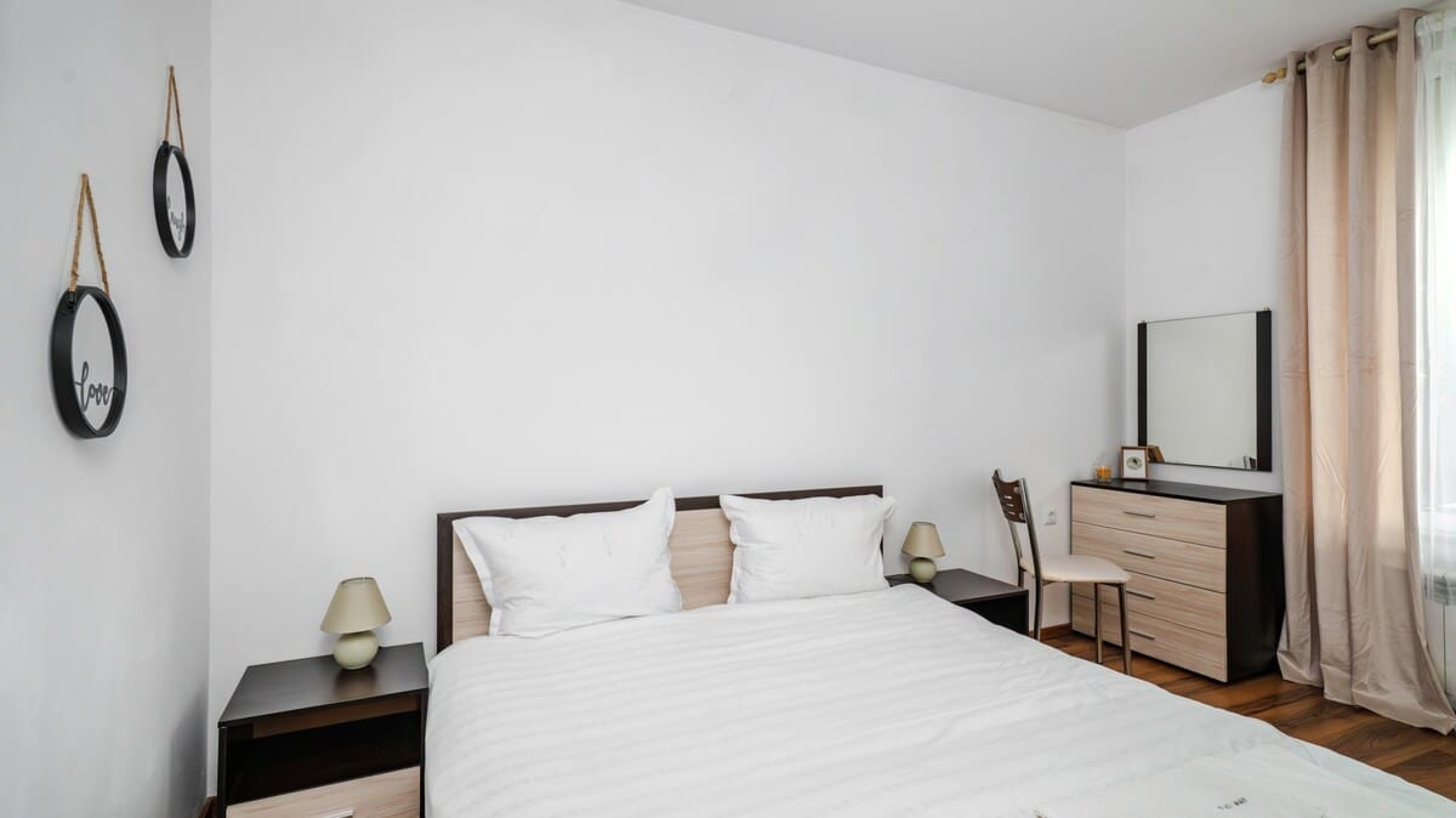 Scoutaround White Logo