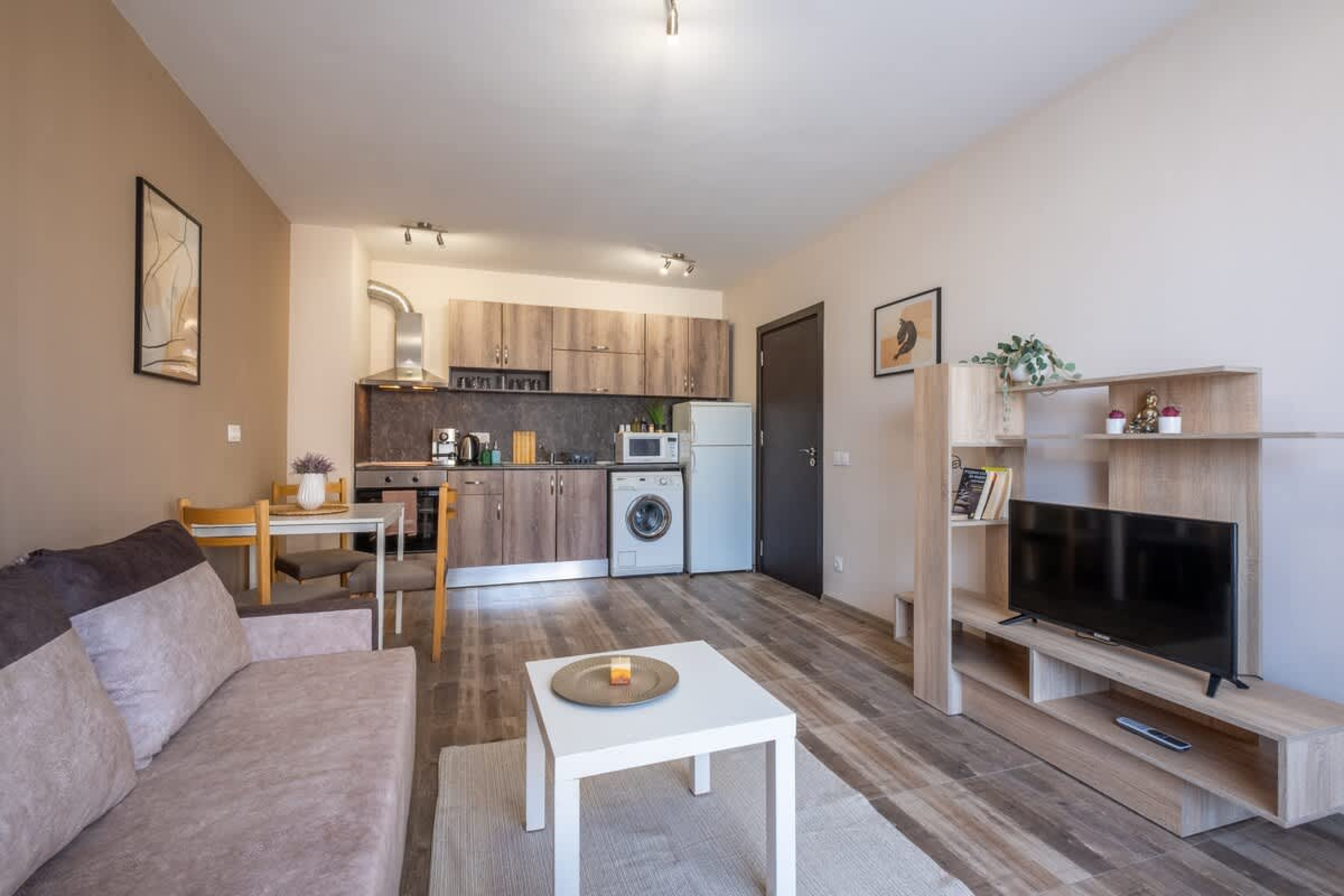 Scoutaround White Logo