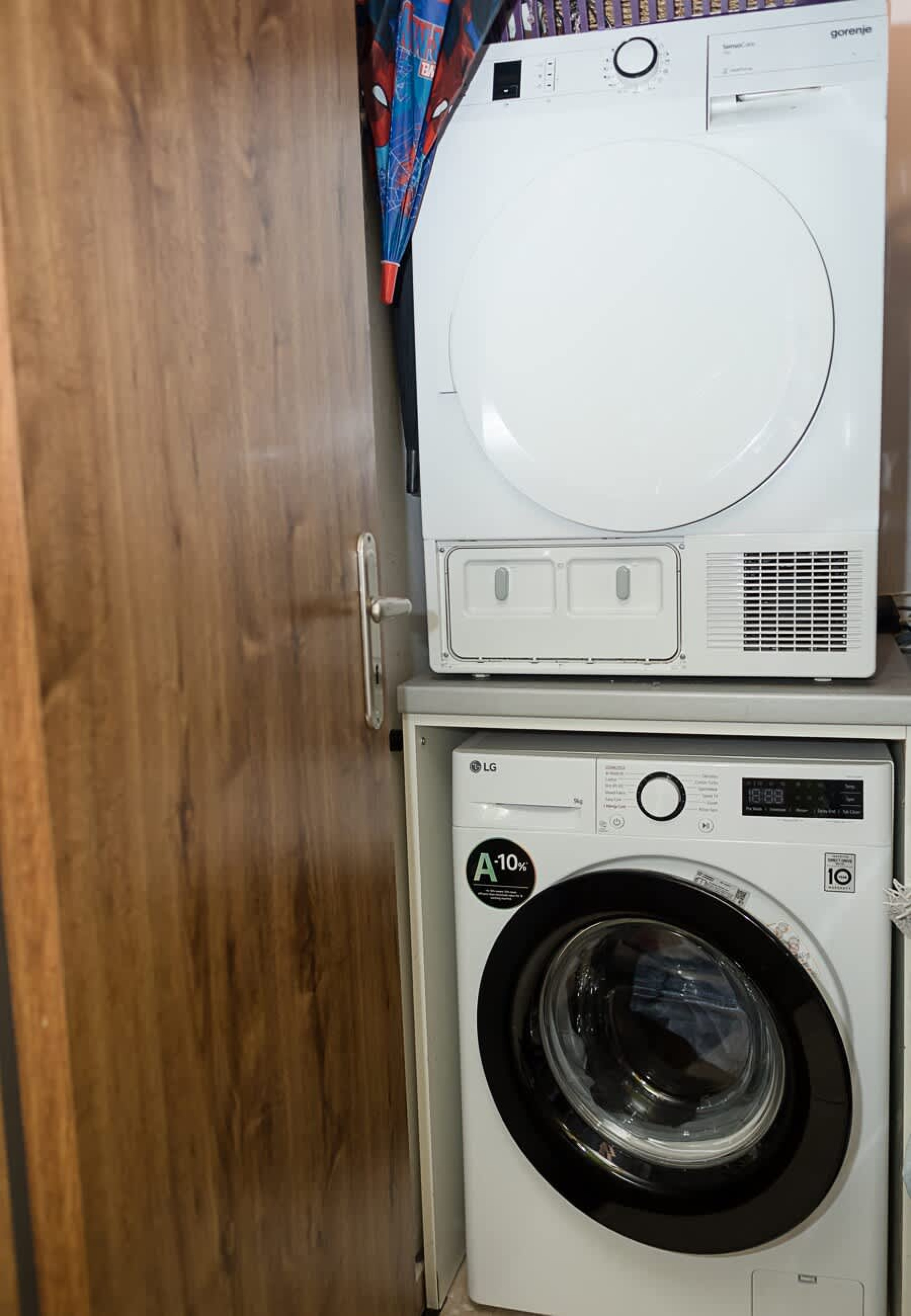 Scoutaround White Logo