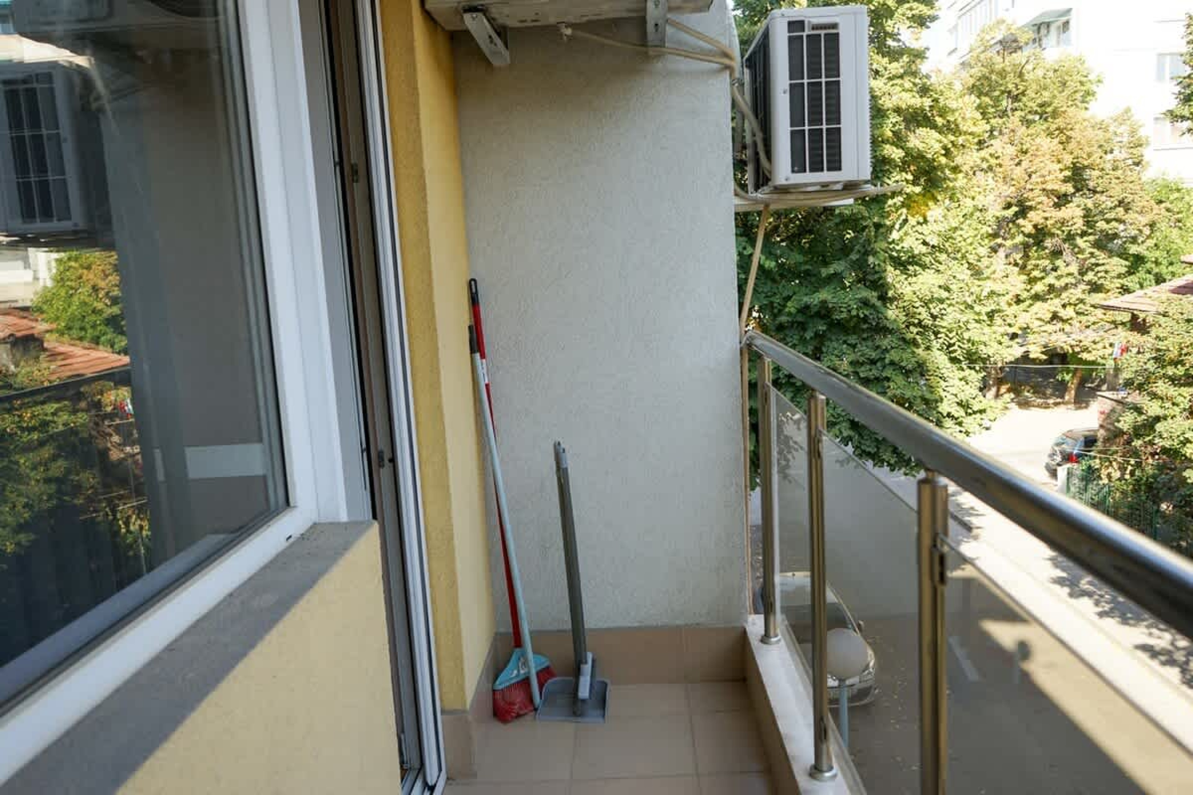 Scoutaround White Logo