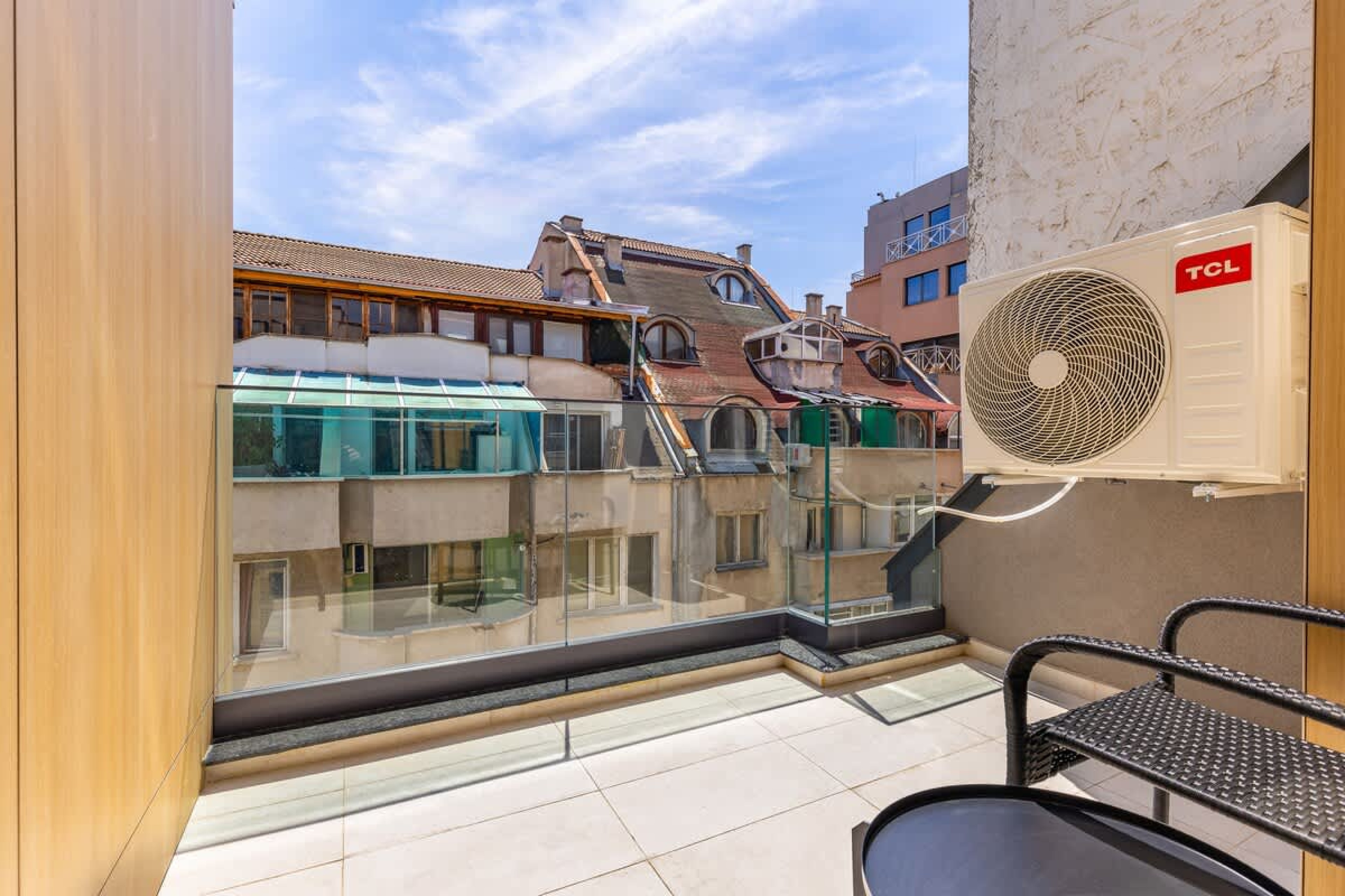 Scoutaround White Logo