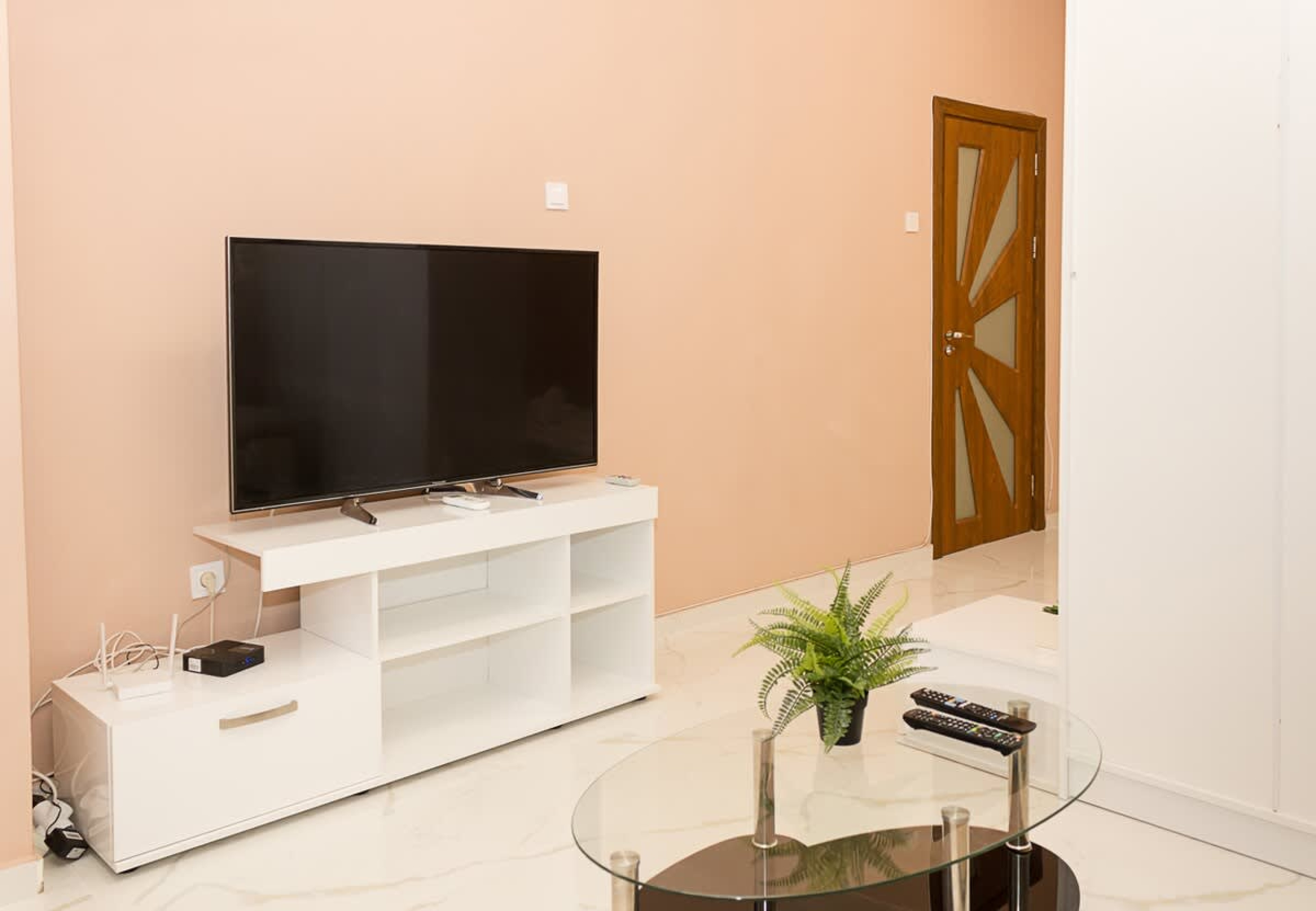 Comfy 1-Bedroom Apartment in Chayka Neighbourhood - Photo 10