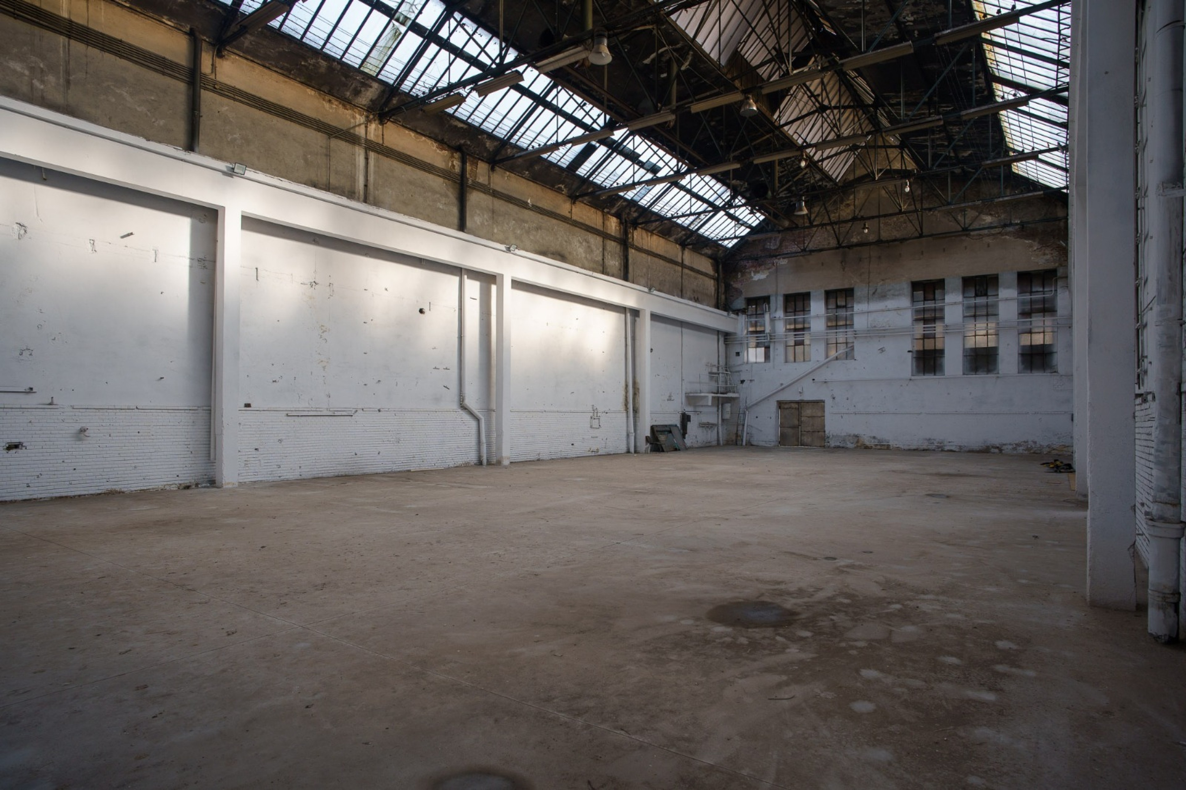 Scoutaround White Logo