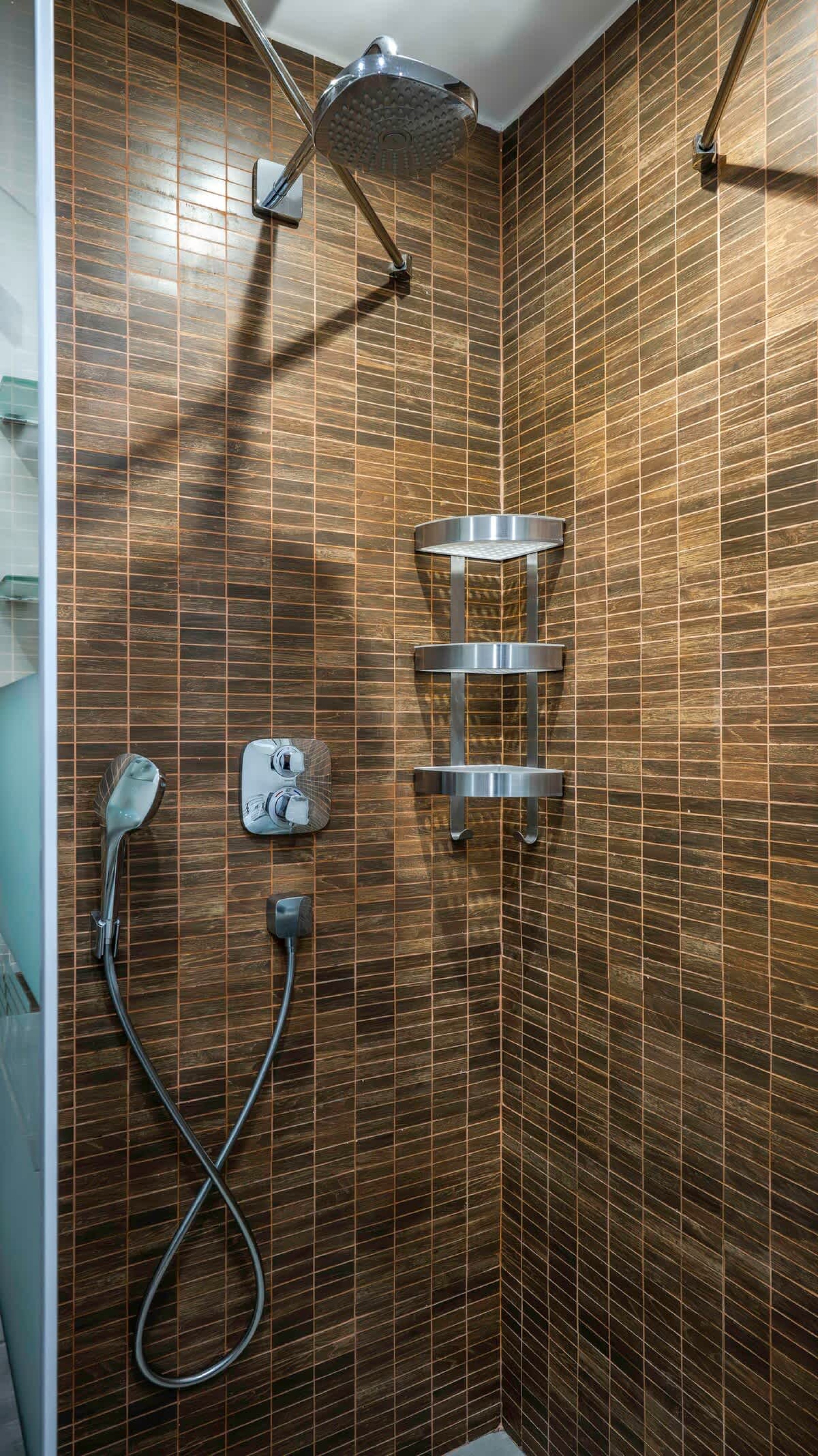 Scoutaround White Logo